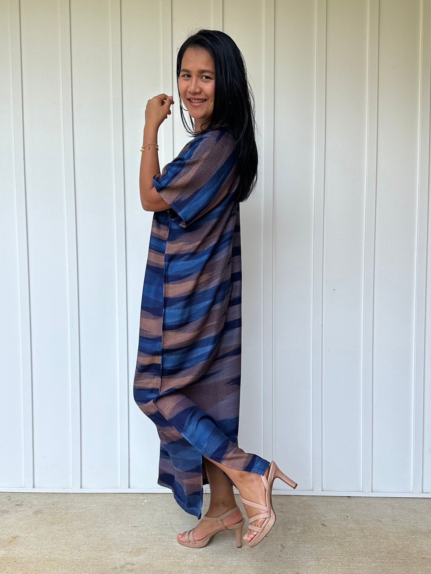 Ikat Hand Woven Pattern Kaftan in Indigo Blue