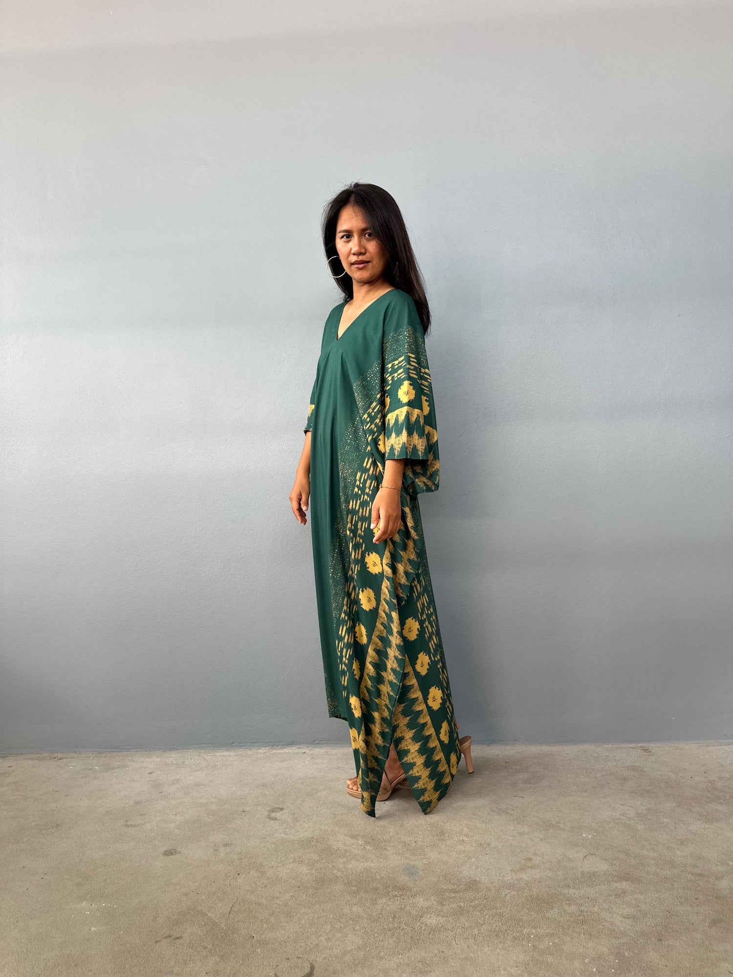 Luna Hand Screen Printed Kaftan in Green