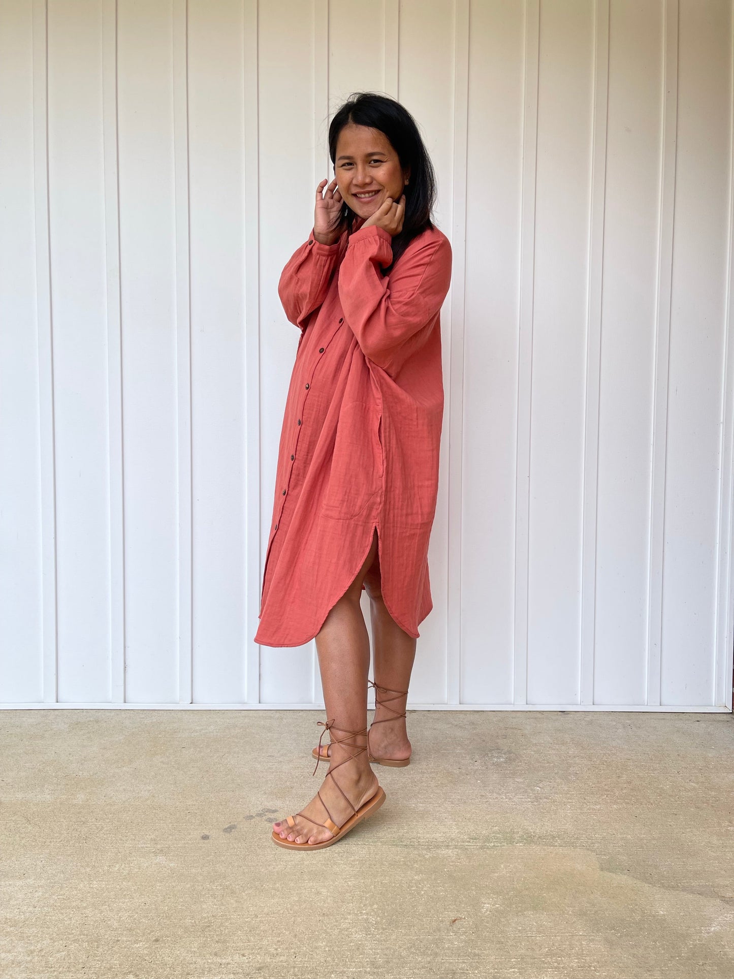 MALA handworks 41 in. Aura Double Gauze Cotton Midi Shirt Dress in Salmon Pink