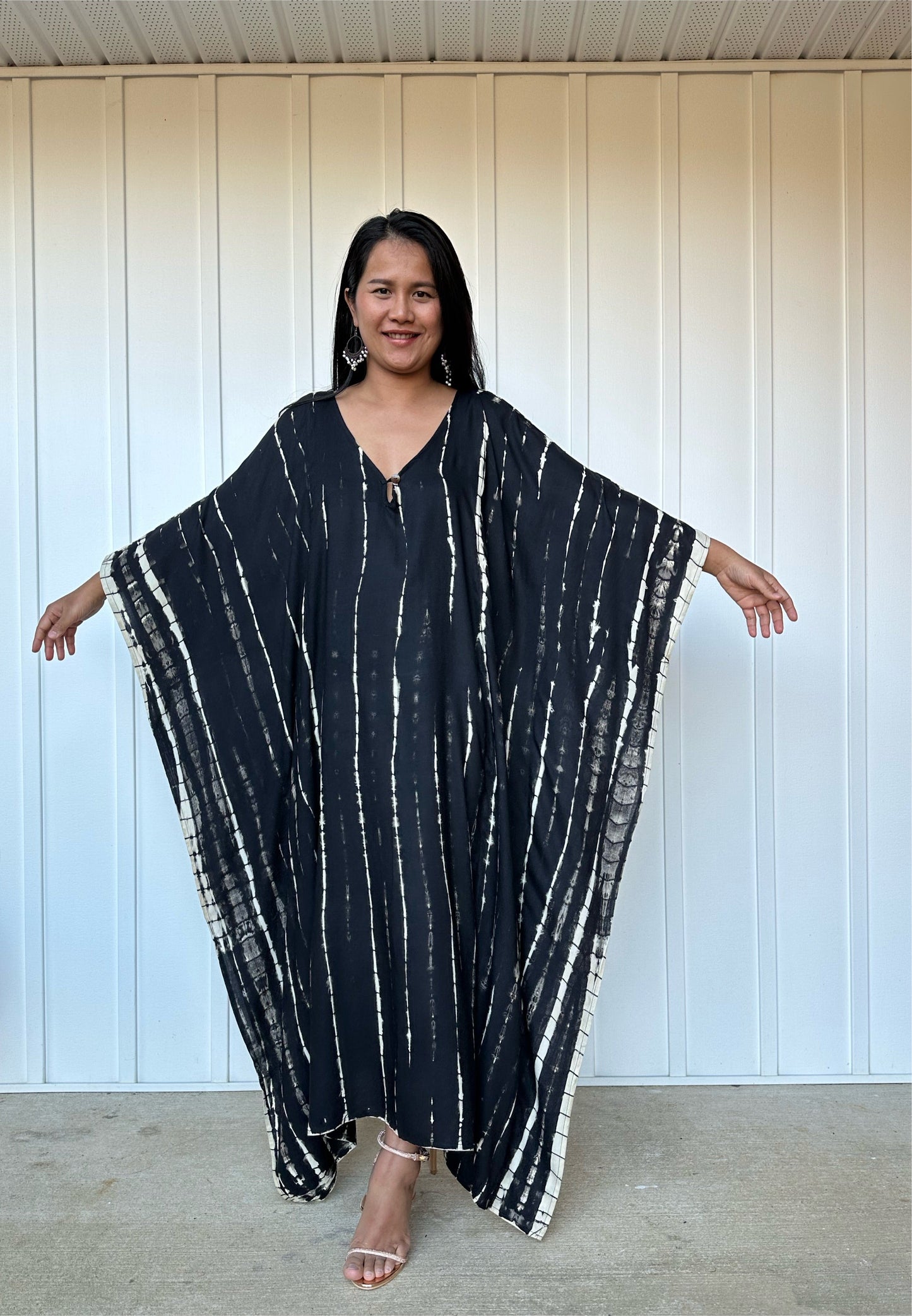 MALA handworks Bella Midi Kaftan in Black and off White with front Button