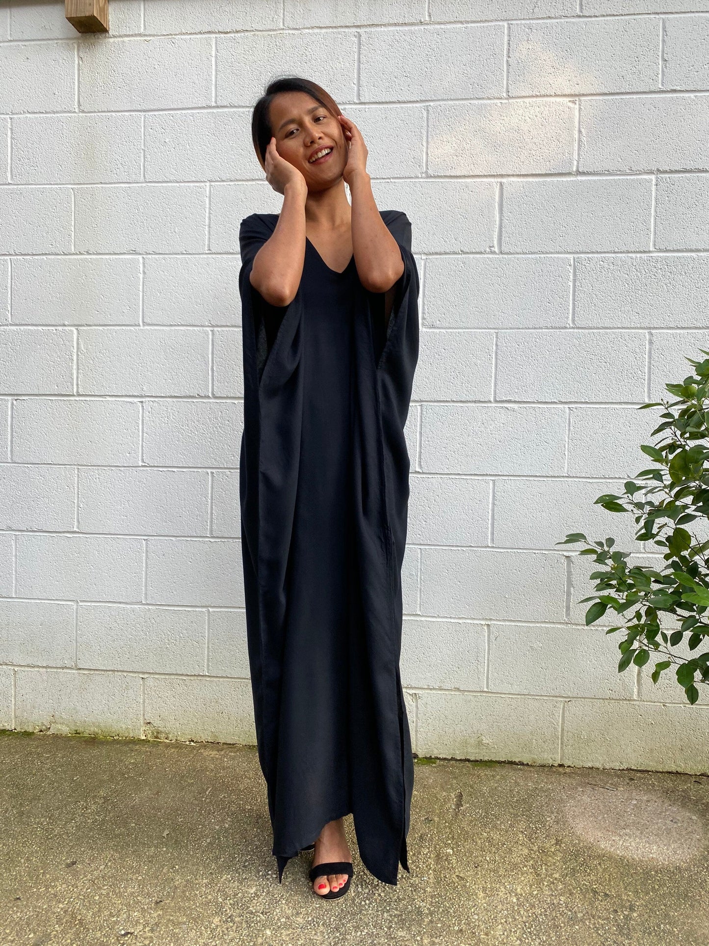 MALA handworks Camila Kaftan in Black