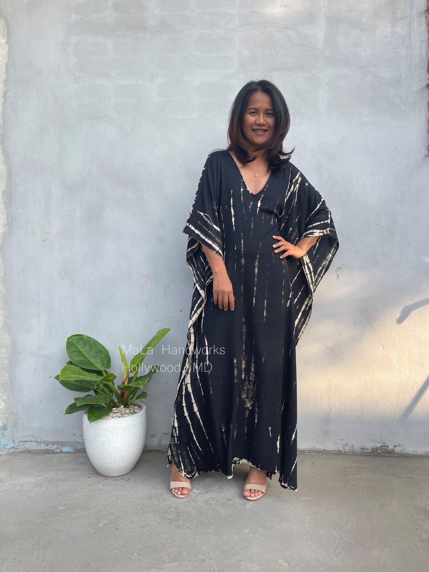 MALA handworks Eva Kaftan in Black Tie Dye