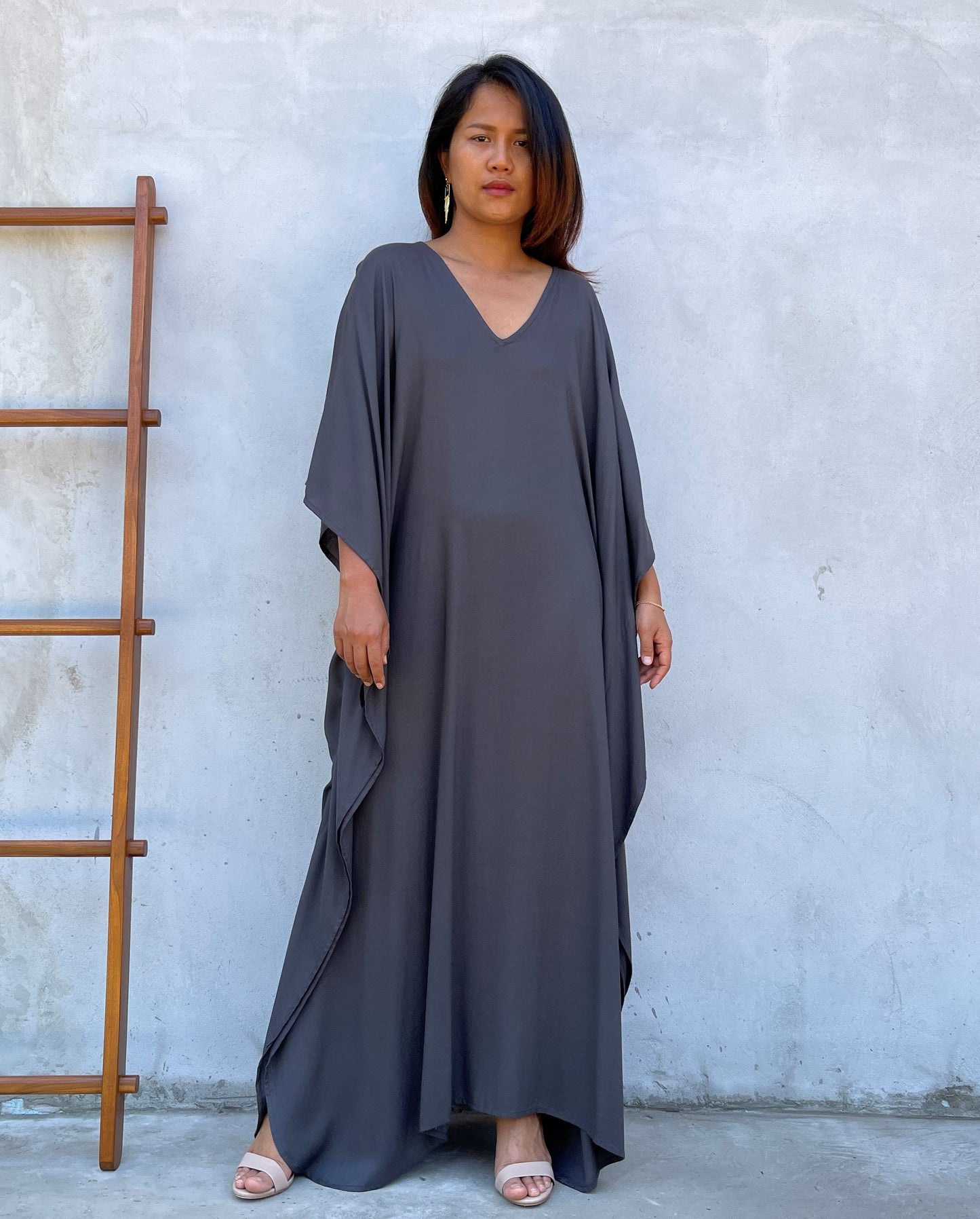 MALA handworks Eva Kaftan in Gray