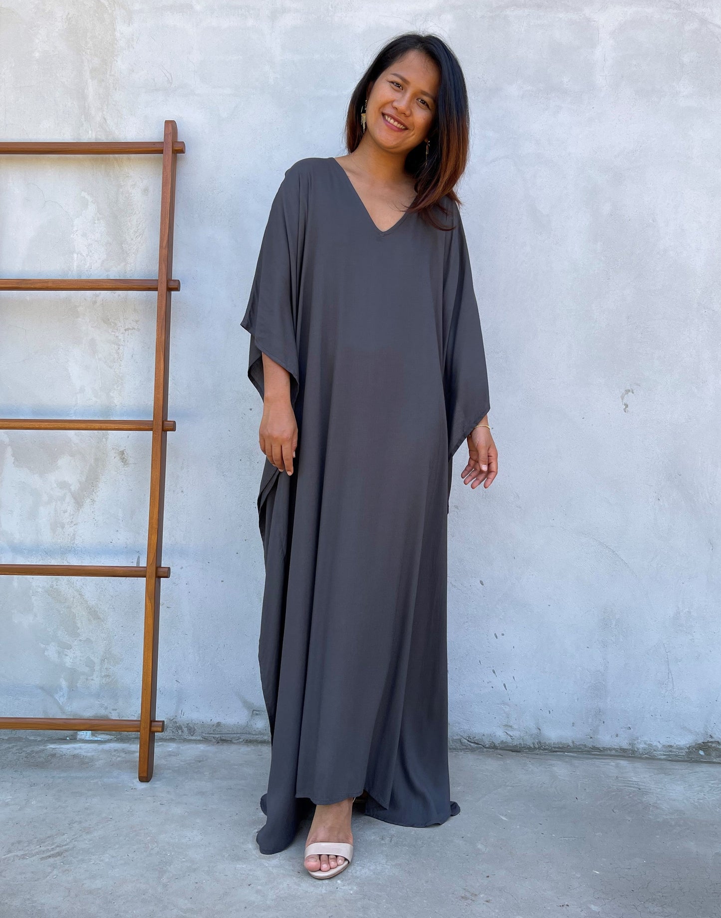 MALA handworks Eva Kaftan in Gray