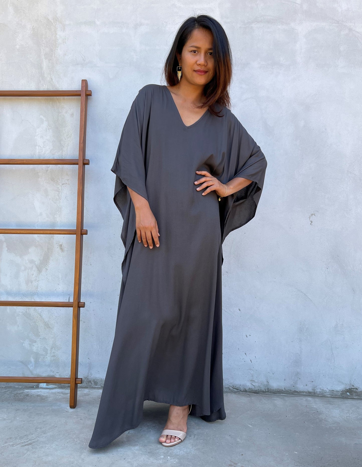 MALA handworks Eva Kaftan in Gray