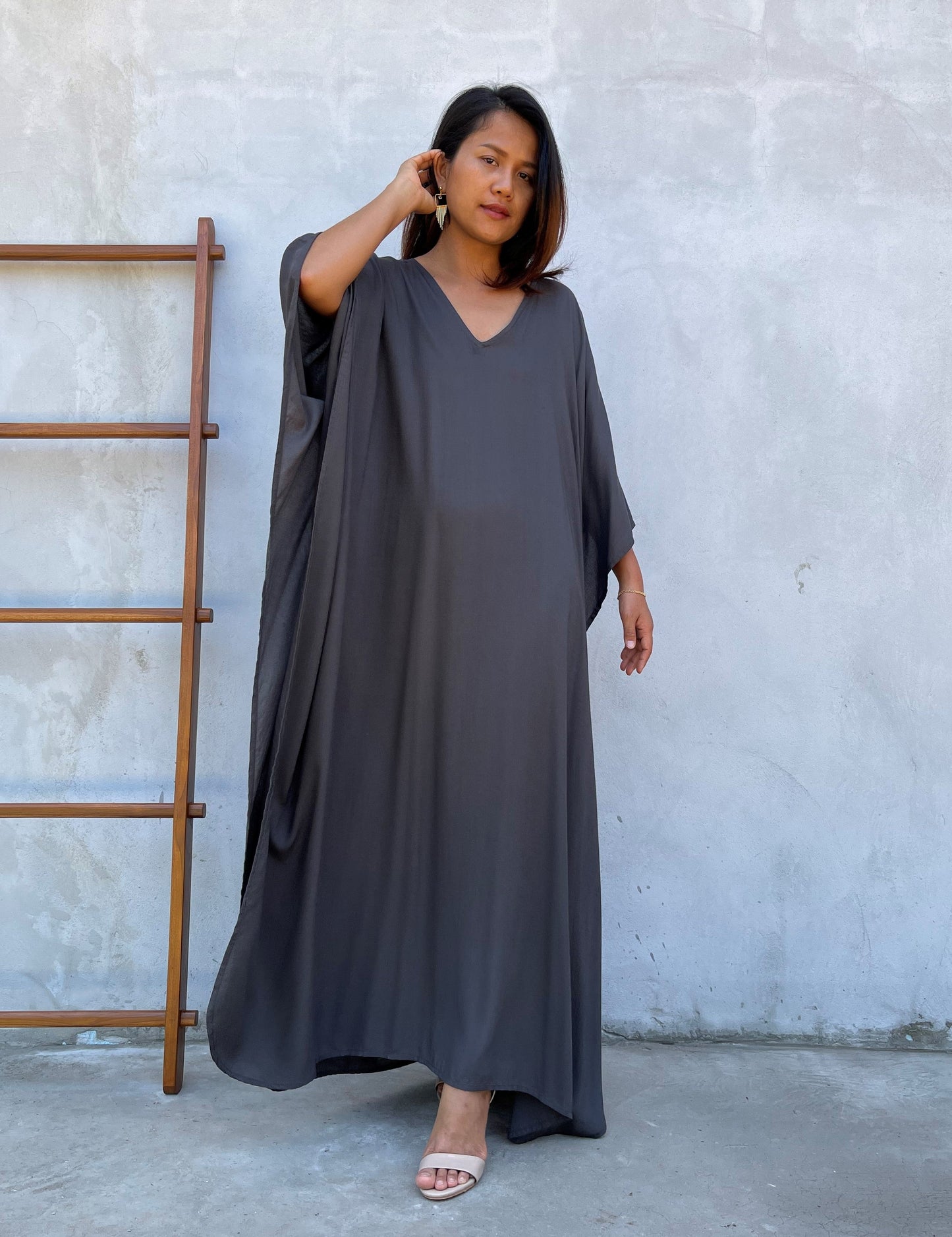 MALA handworks Eva Kaftan in Gray
