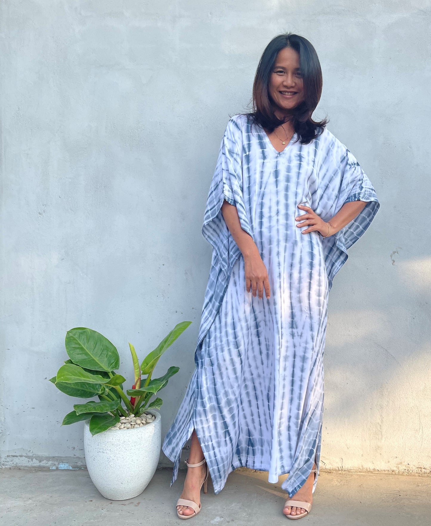 MALA handworks Eva Kaftan in White and Gray Tie Dye