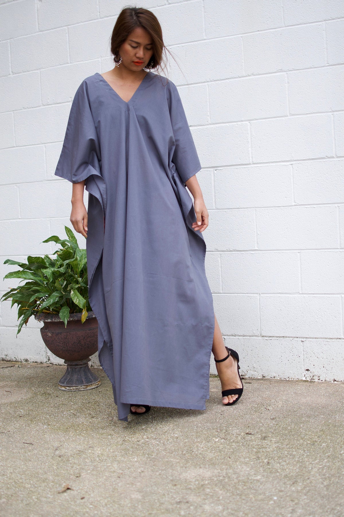 MALA handworks Evelyn Kaftan in Gray