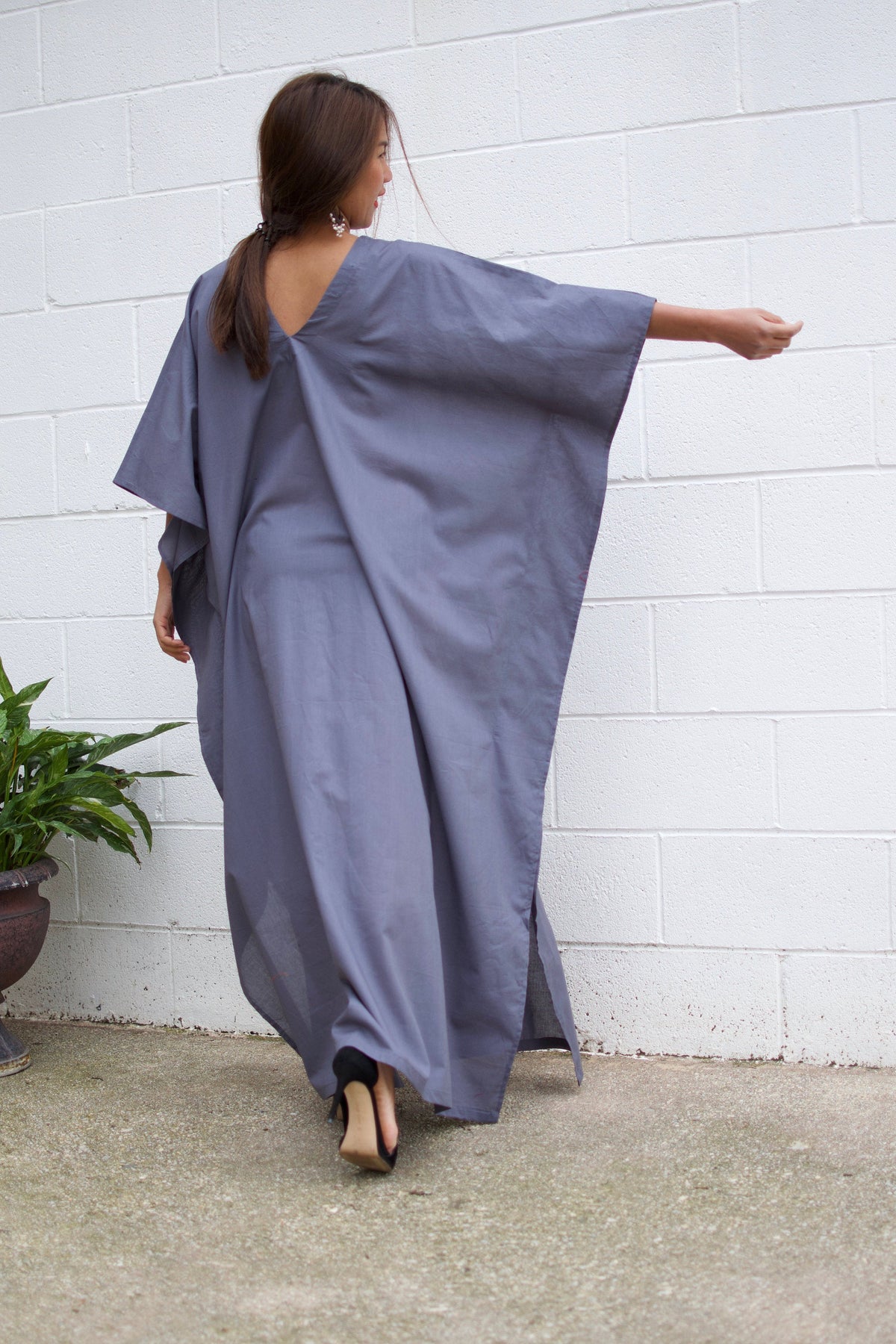MALA handworks Evelyn Kaftan in Gray