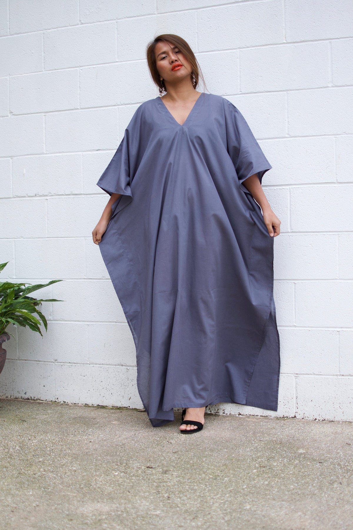 MALA handworks Evelyn Kaftan in Gray