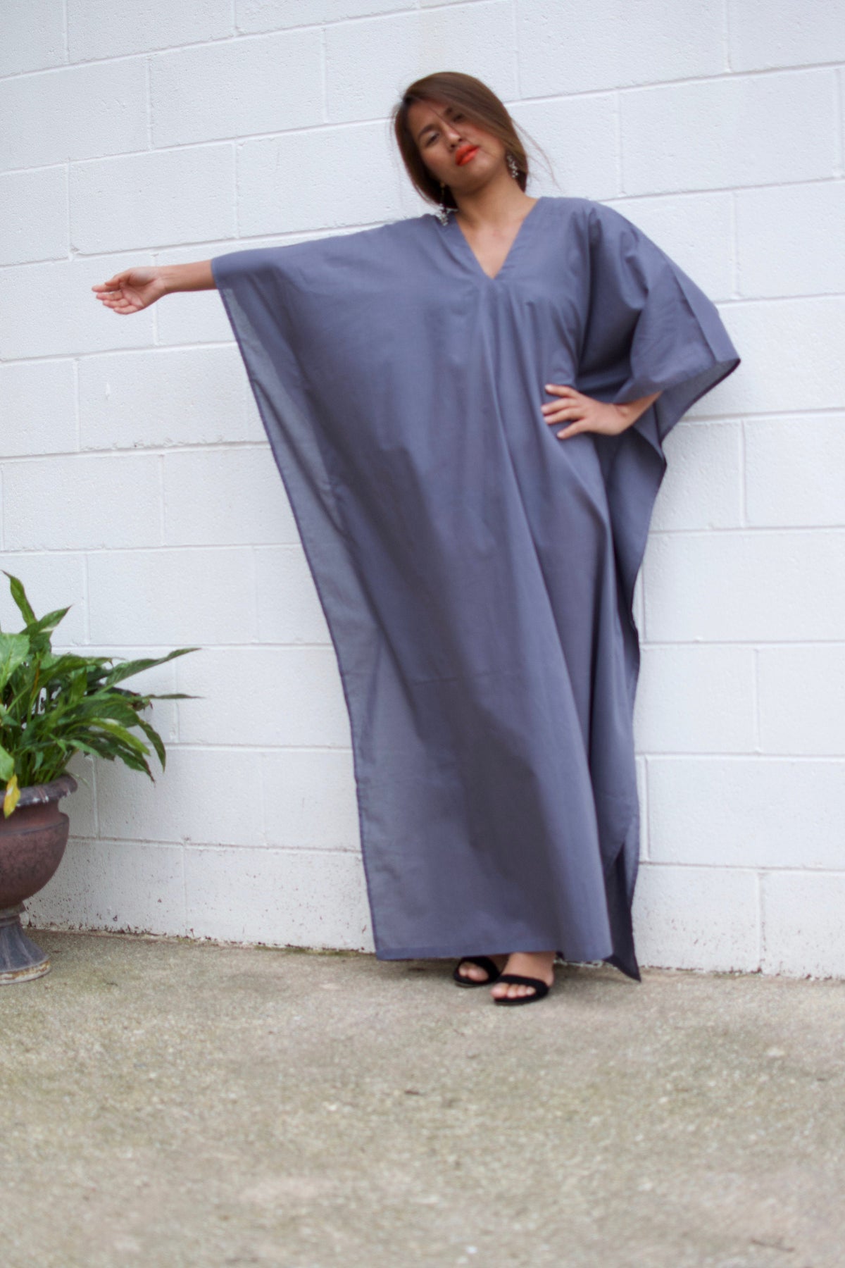 MALA handworks Evelyn Kaftan in Gray