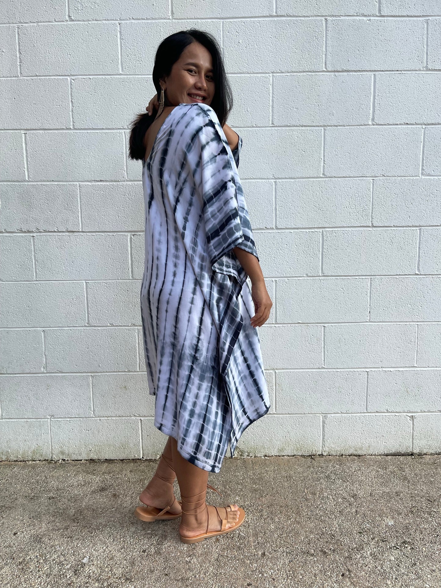 MALA handworks Fiona Midi Kaftan in White and Black Tie Dye