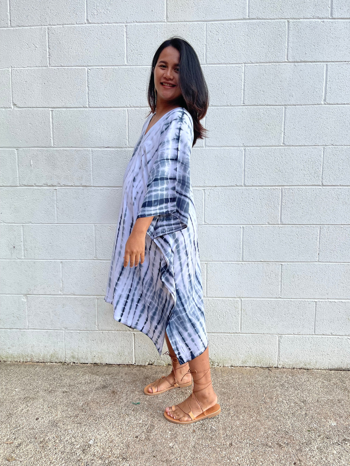 MALA handworks Fiona Midi Kaftan in White and Black Tie Dye