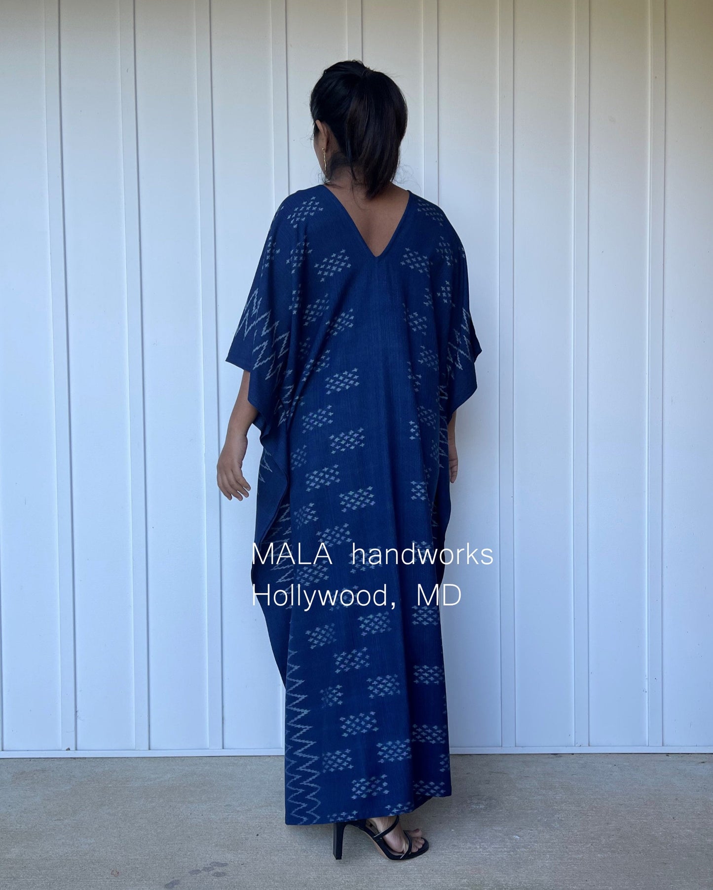 MALA handworks Ikat Hand Woven Pattern Kaftan in Indigo Blue with White and Organic Dye