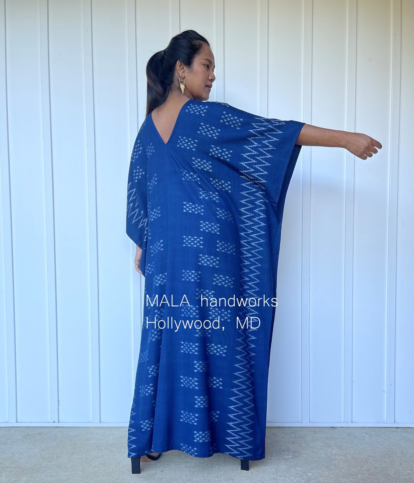 MALA handworks Ikat Hand Woven Pattern Kaftan in Indigo Blue with White and Organic Dye