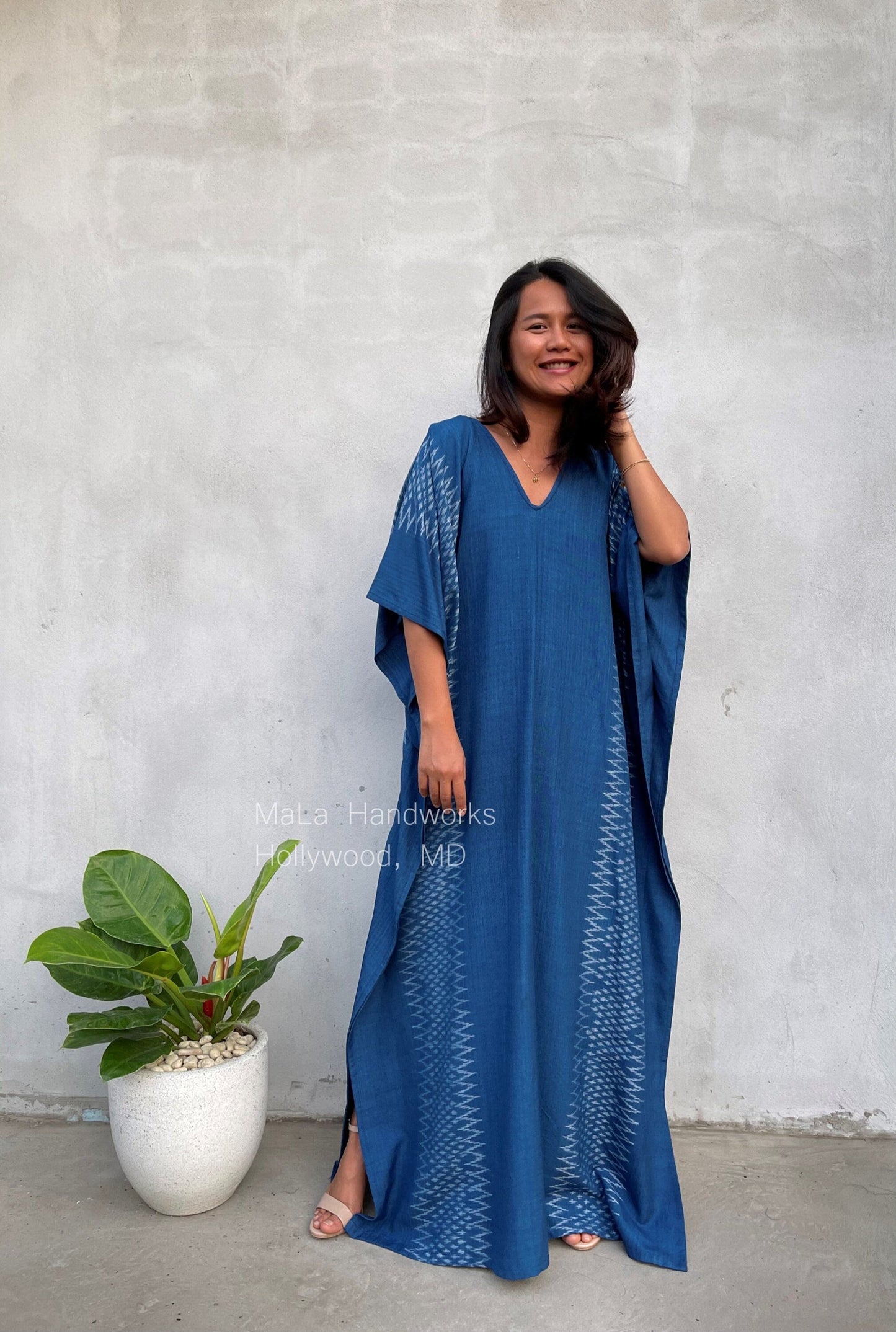MALA handworks Ikat Hand Woven Pattern Kaftan in Indigo Blue with White and Organic Dye