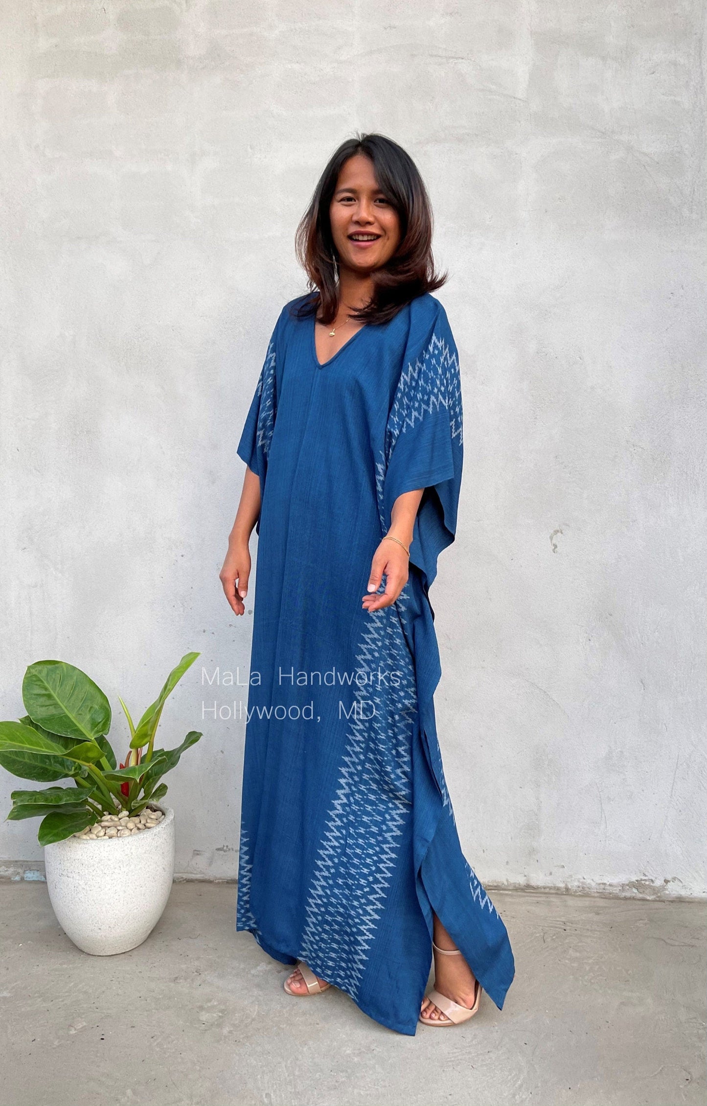 MALA handworks Ikat Hand Woven Pattern Kaftan in Indigo Blue with White and Organic Dye