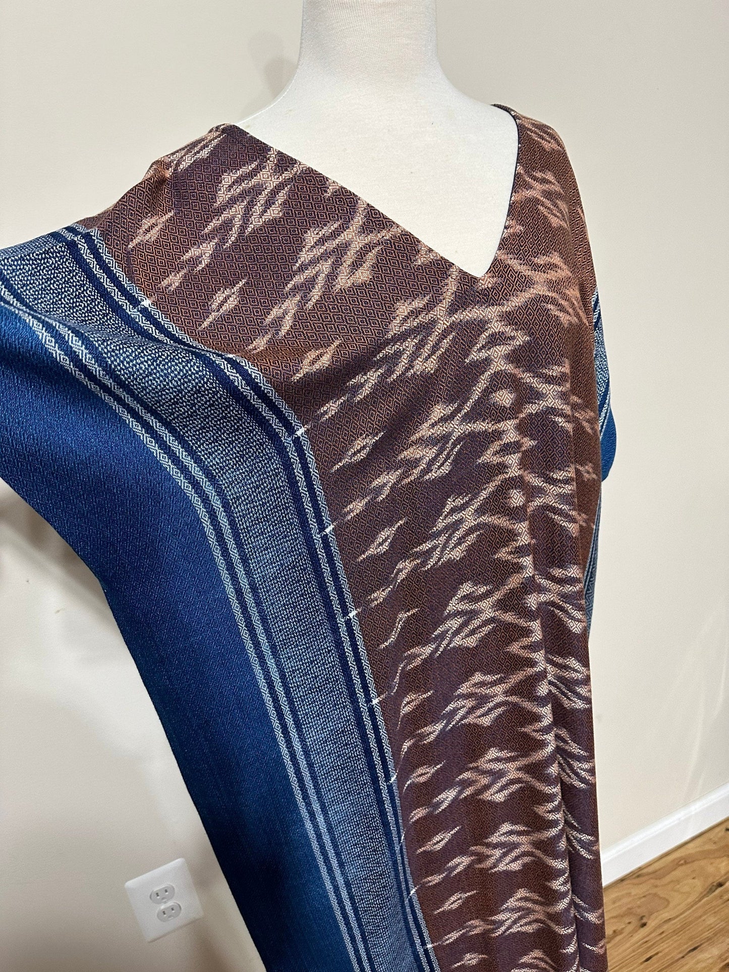MALA handworks Ikat Hand Woven Pattern Kaftan in Indigo Blue with White and Organic Dye