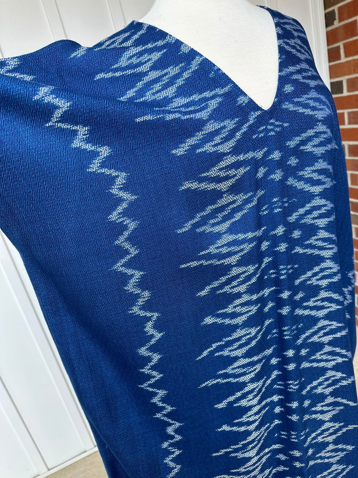 MALA handworks Ikat Hand Woven Pattern Kaftan in Indigo Blue with White and Organic Dye