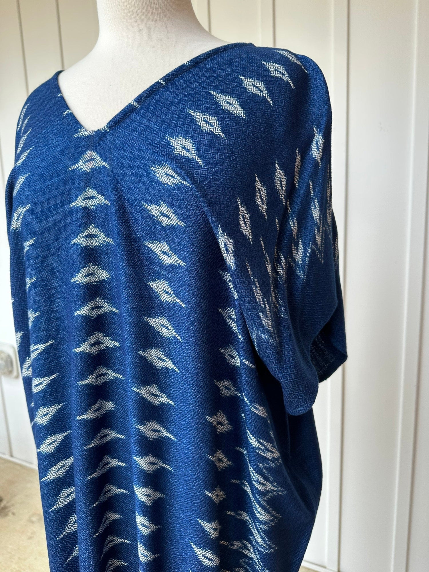 MALA handworks Ikat Hand Woven Pattern Kaftan in Indigo Blue with White and Pink Organic Dye