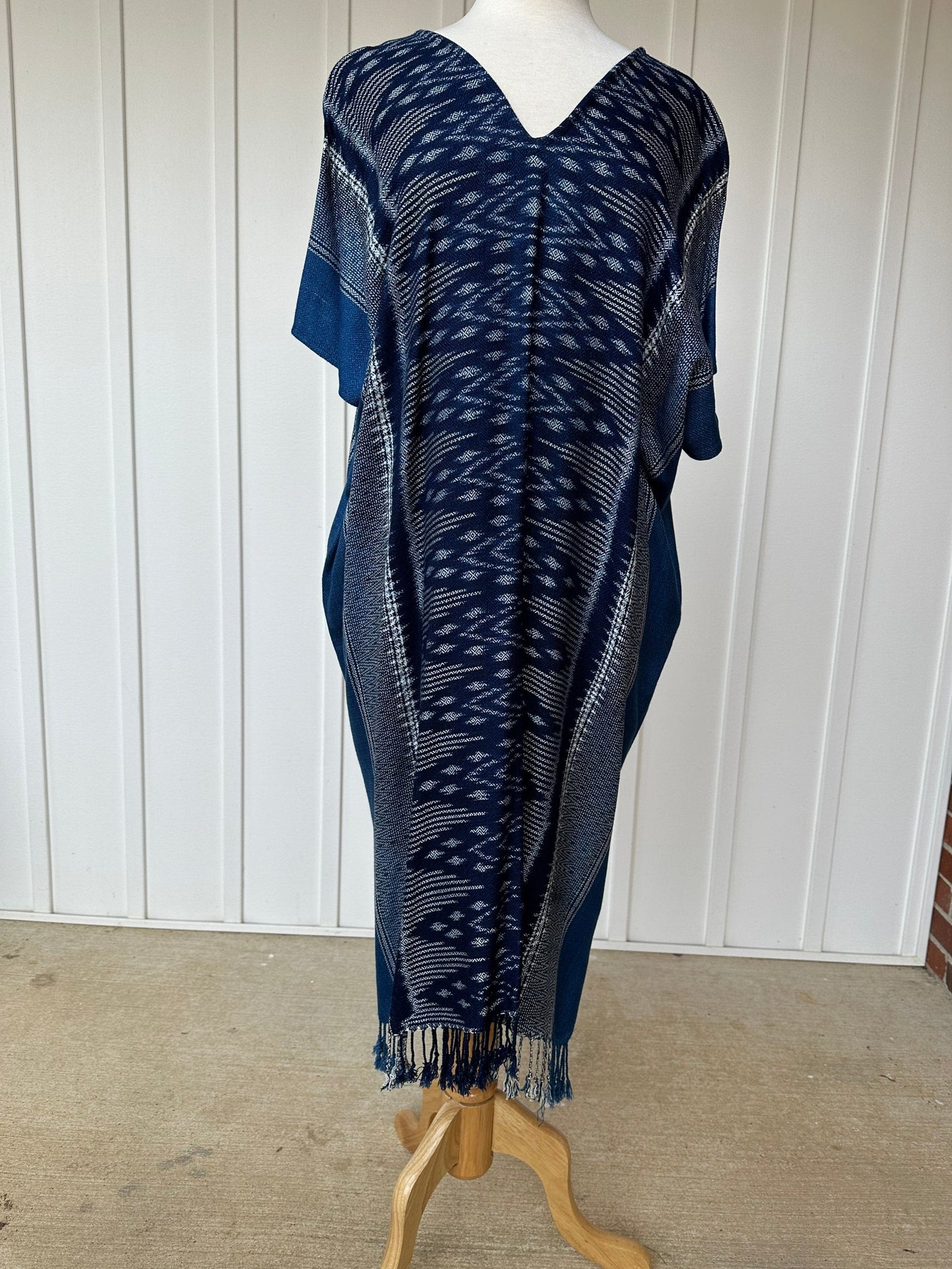 MALA handworks Ikat Hand Woven Pattern Kaftan in Indigo Blue with White and Pink Organic Dye