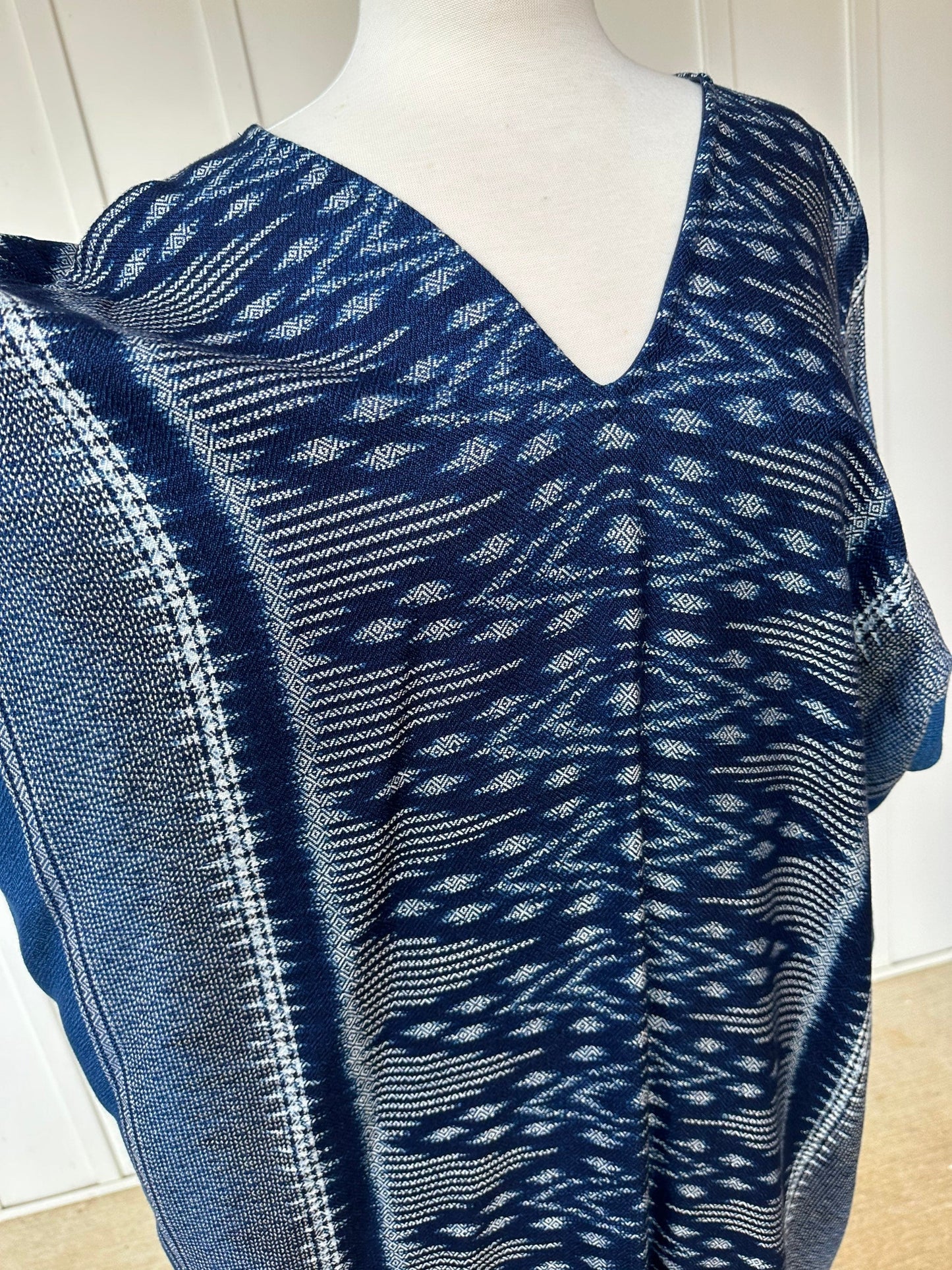 MALA handworks Ikat Hand Woven Pattern Kaftan in Indigo Blue with White and Pink Organic Dye