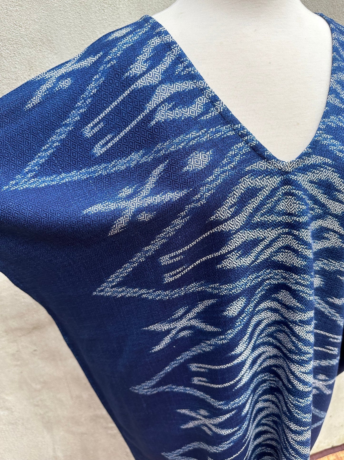 MALA handworks Ikat Hand Woven Pattern Kaftan in Indigo Blue with White