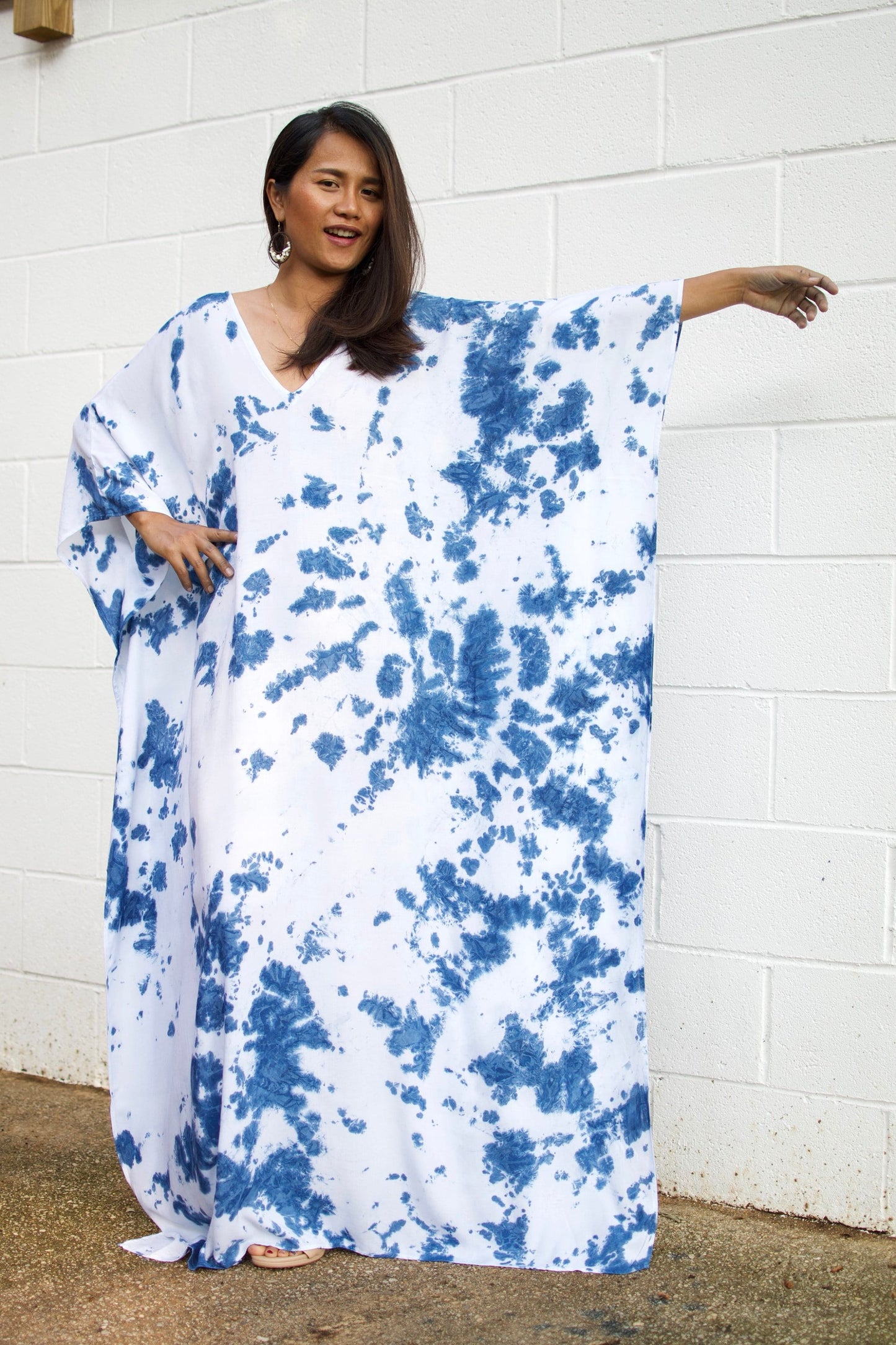 MALA handworks Indigo Kaftan in White and Hand Dyed Indigo Blue