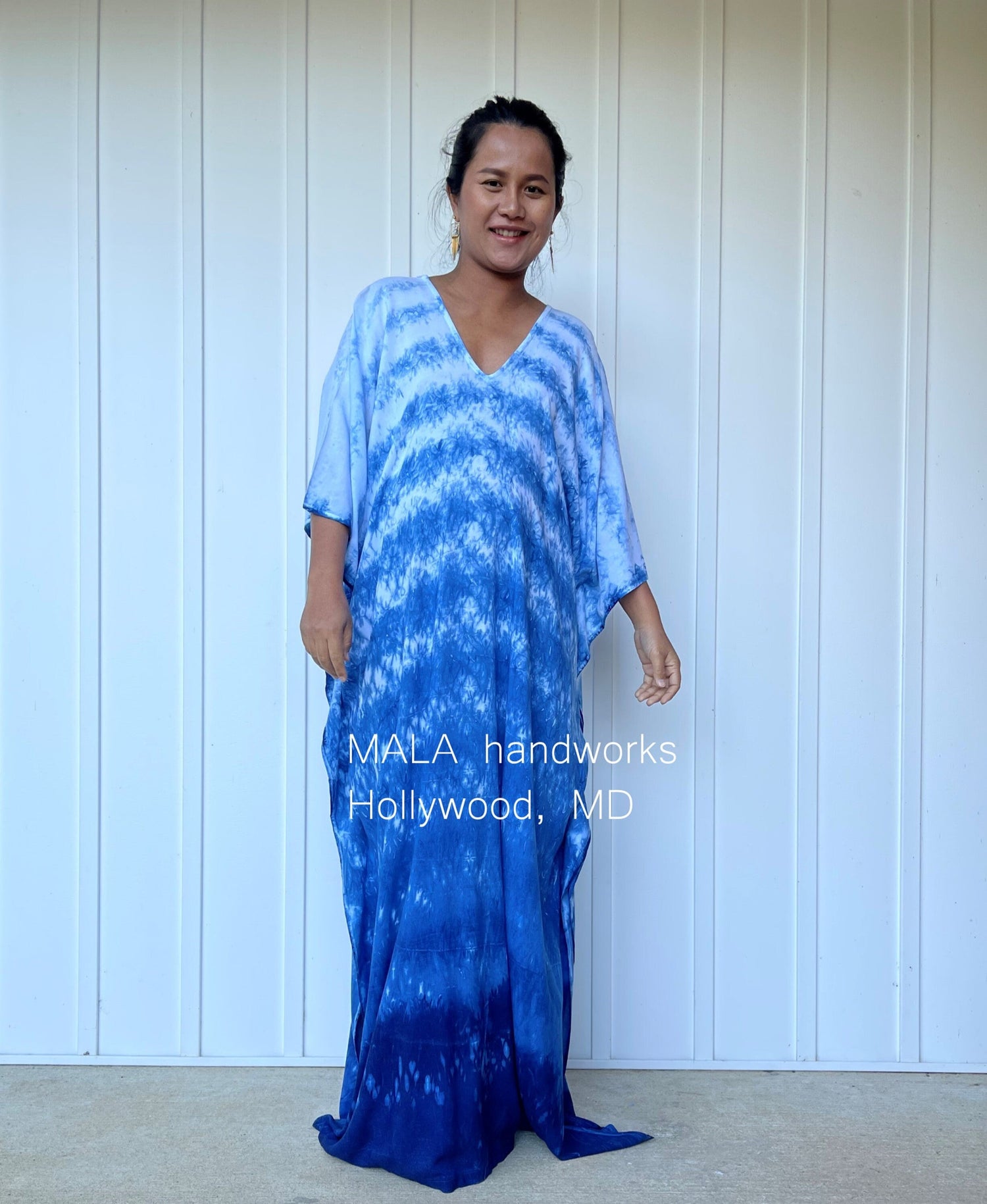 MALA handworks  Indigo Kaftan in White and Hand Dyed Indigo Blue