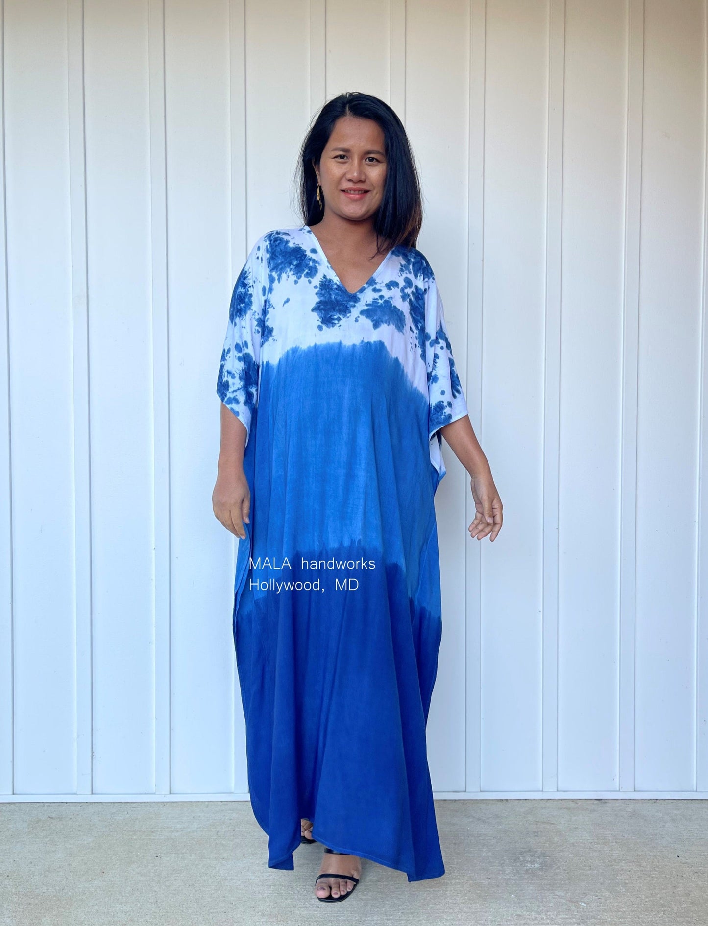 MALA handworks Indigo Kaftan in White and Hand Dyed Indigo Blue