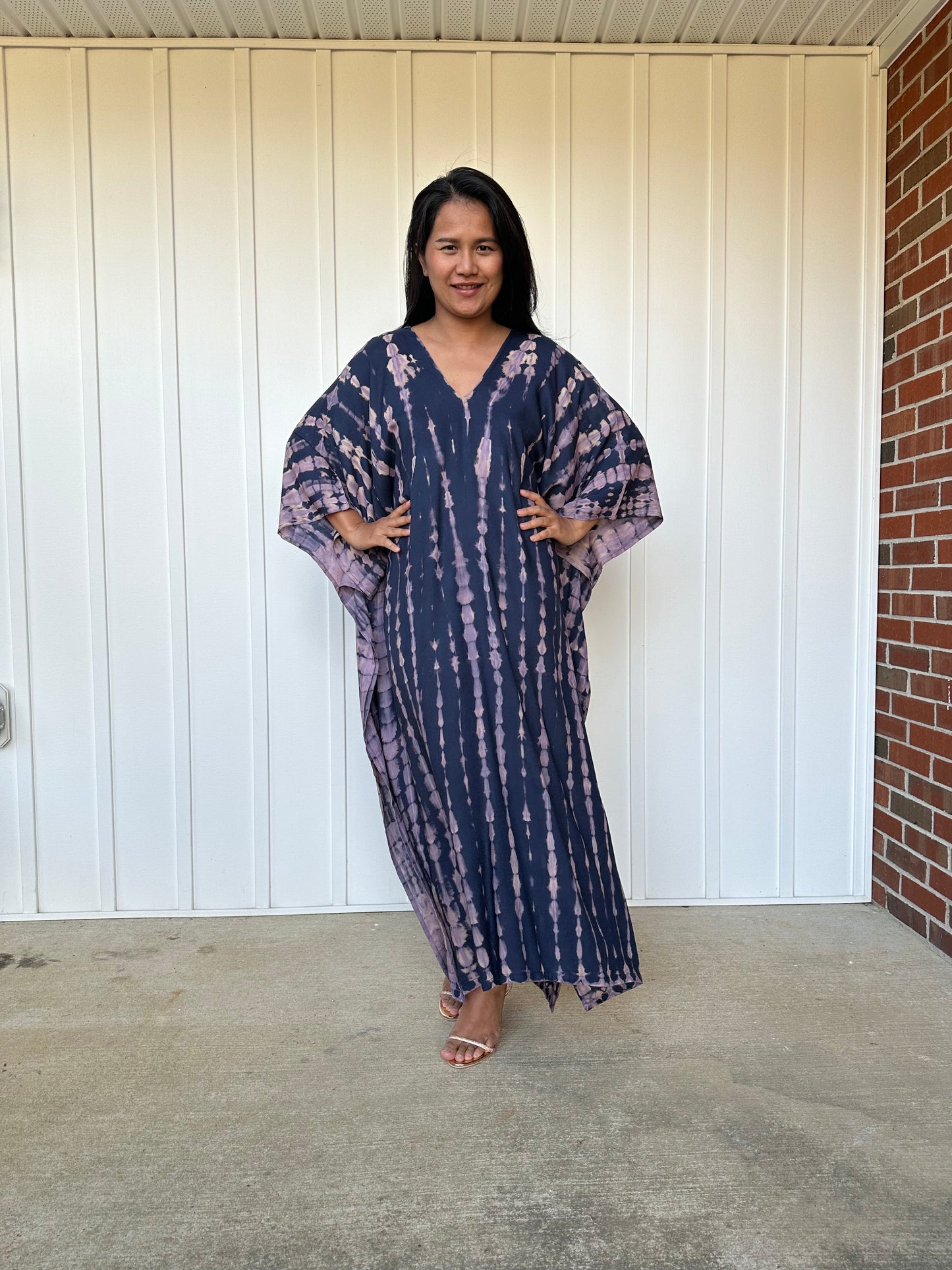 MALA handworks iynta Kaftan in Dark Blue and Purple Tie Dye