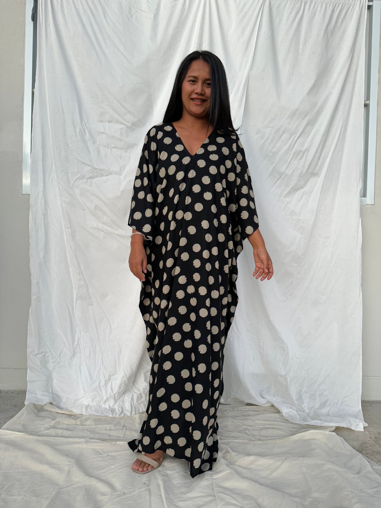 MALA handworks Luna Kaftan in Black and Orbs Silk Screen