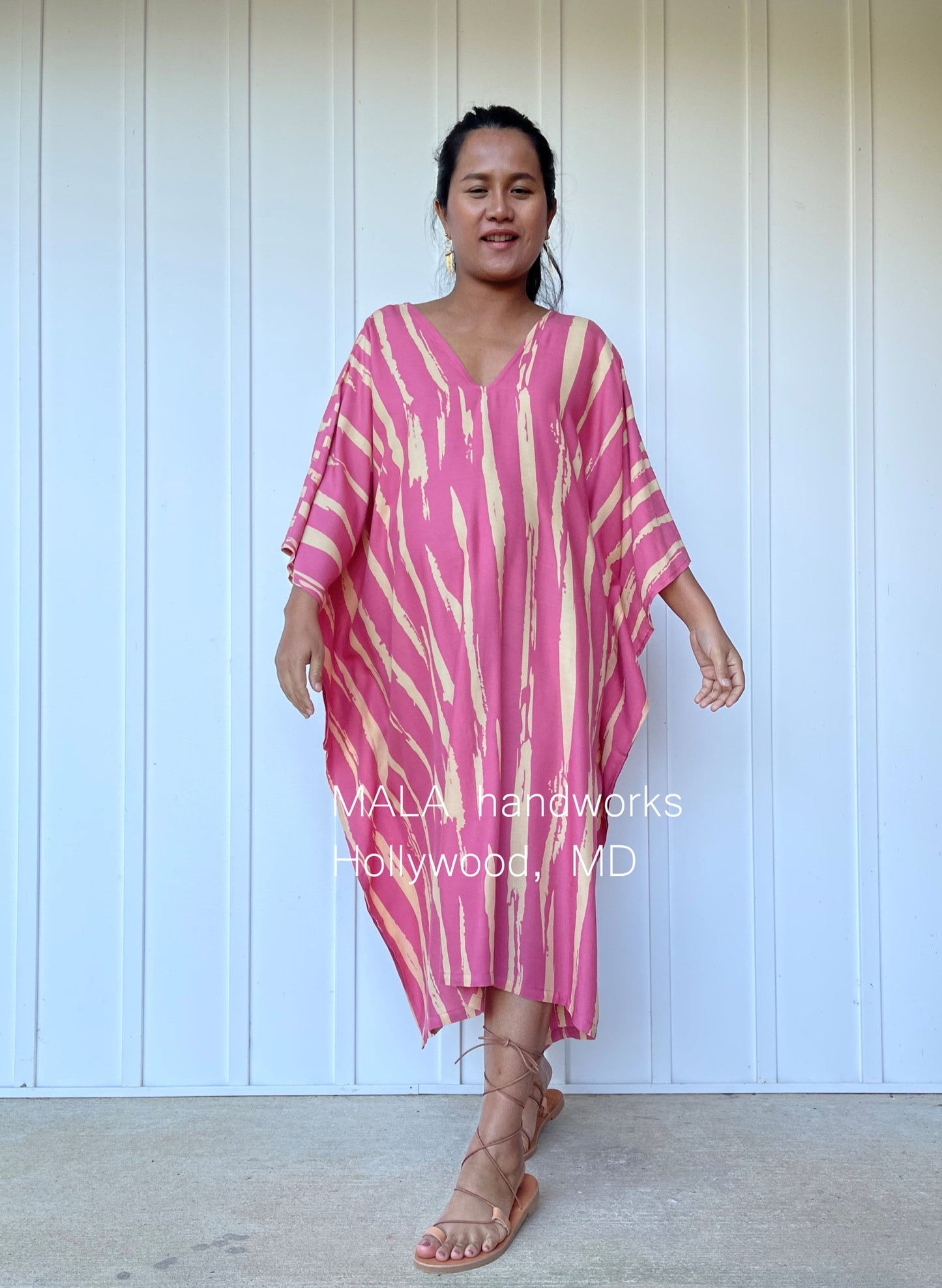 MALA handworks Luna Kaftan in Pink and Pattern Silkcreen