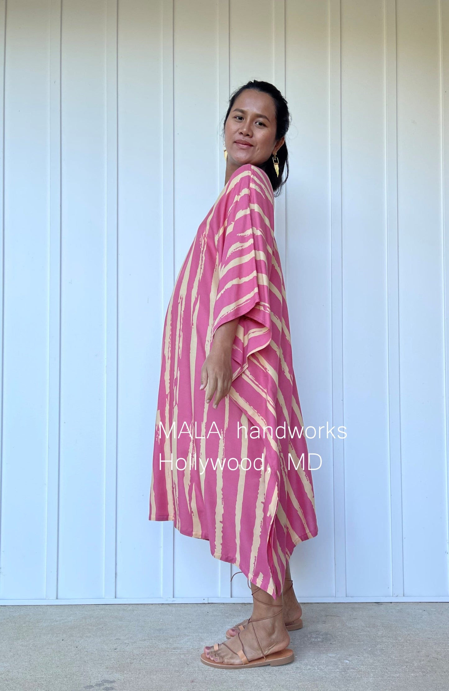 MALA handworks Luna Kaftan in Pink and Pattern Silkcreen