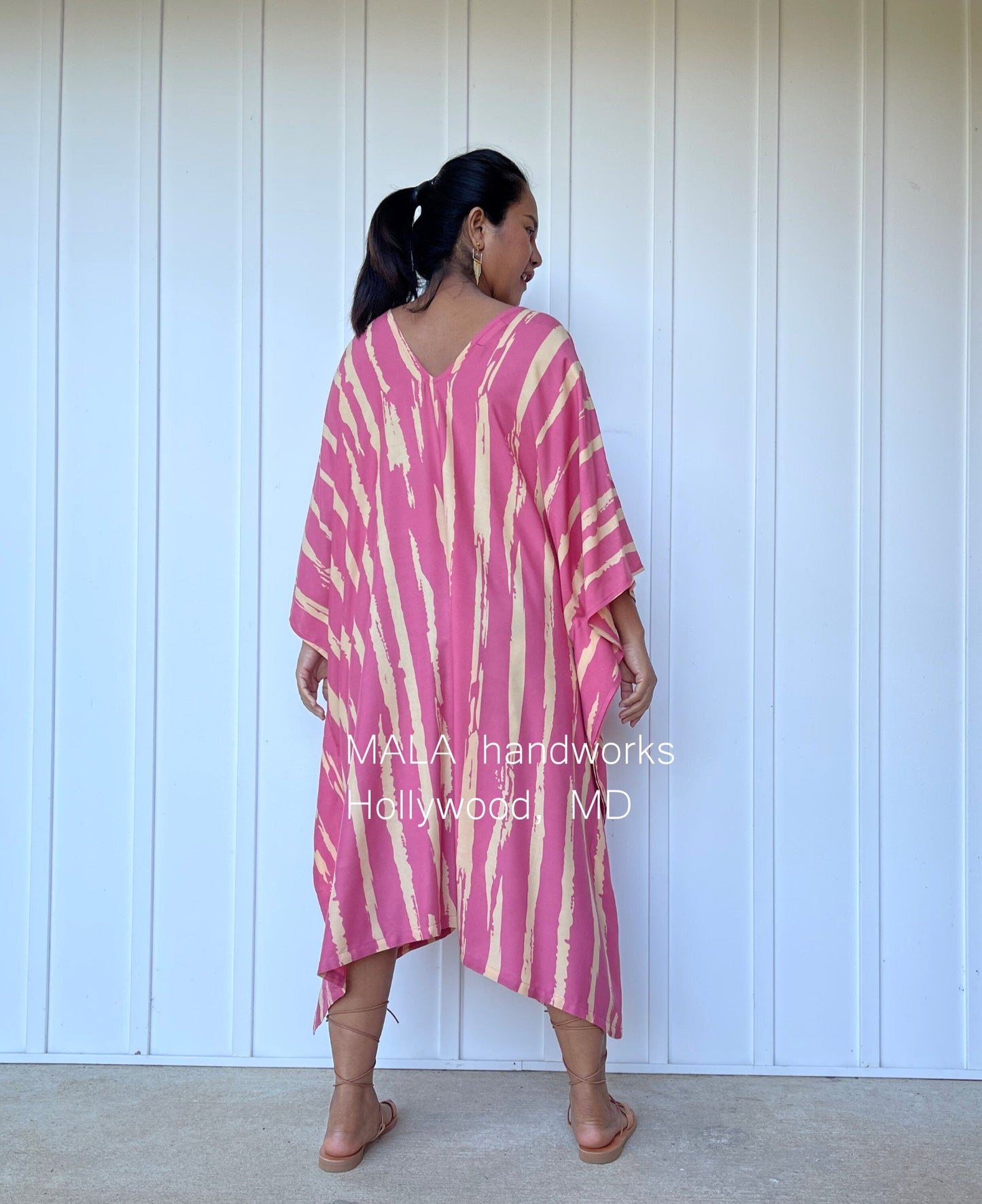MALA handworks Luna Kaftan in Pink and Pattern Silkcreen