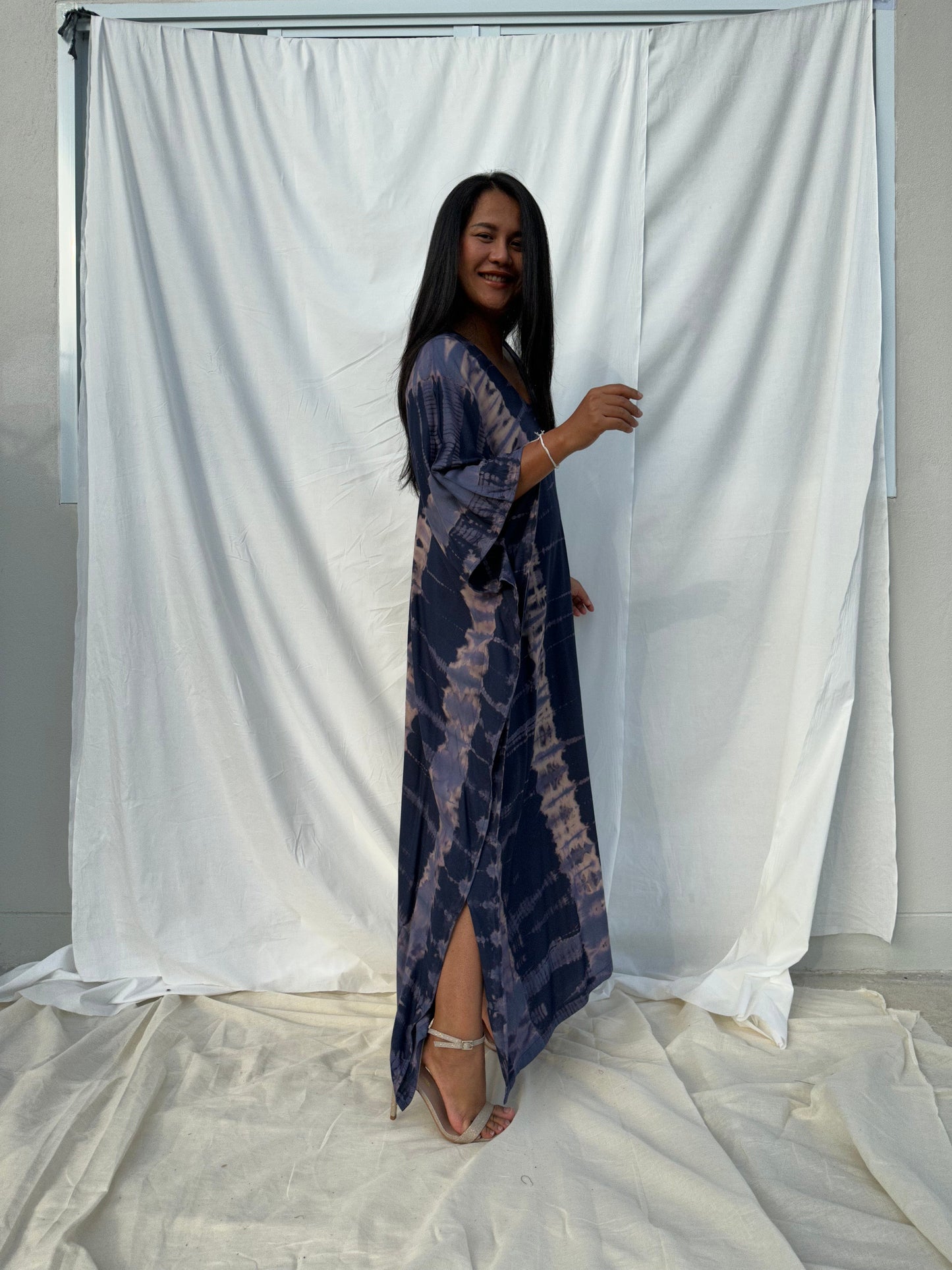MALA handworks MaLa Kaftan in Dark Blue and Lavender