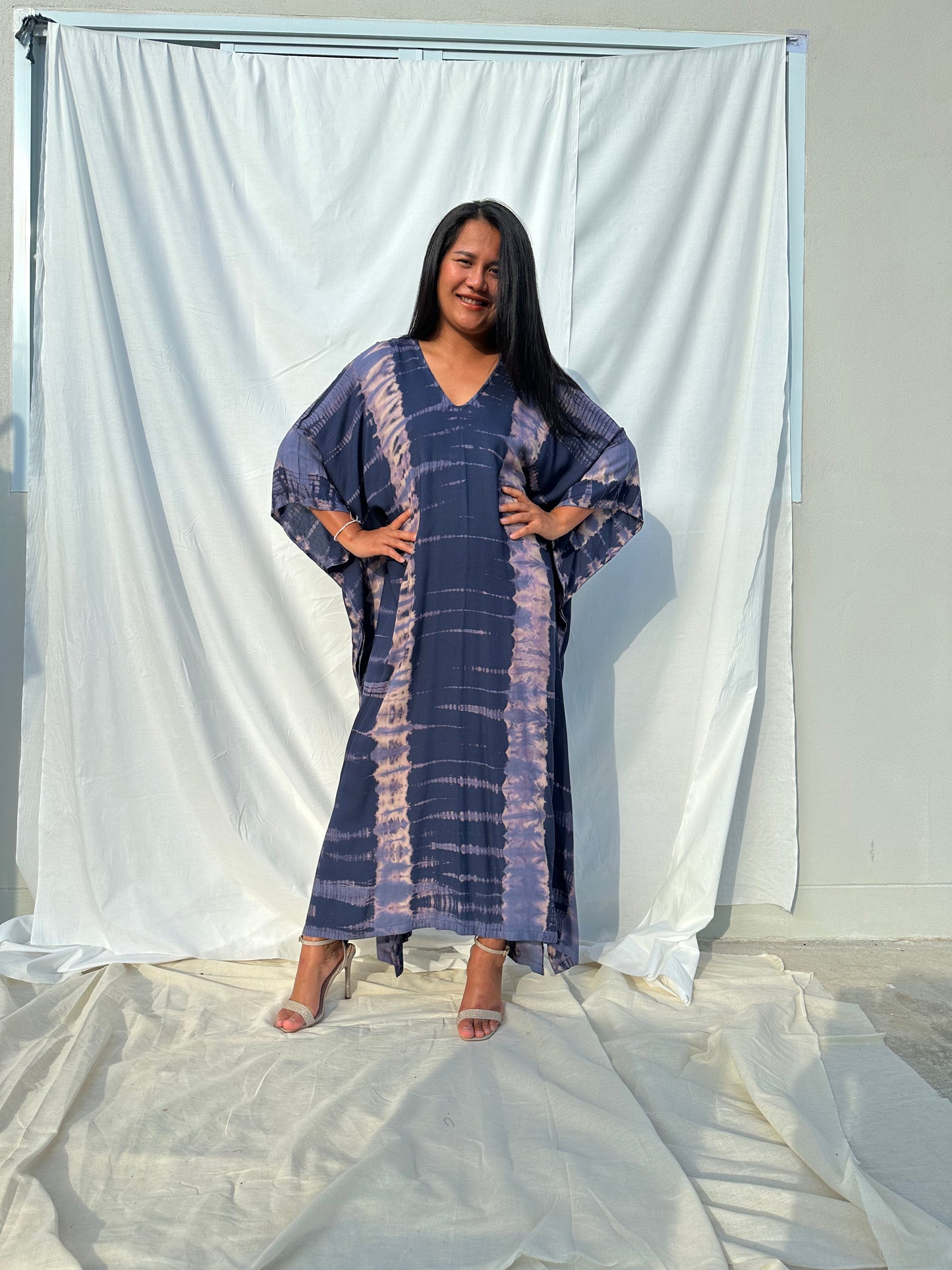 MALA handworks MaLa Kaftan in Dark Blue and Lavender