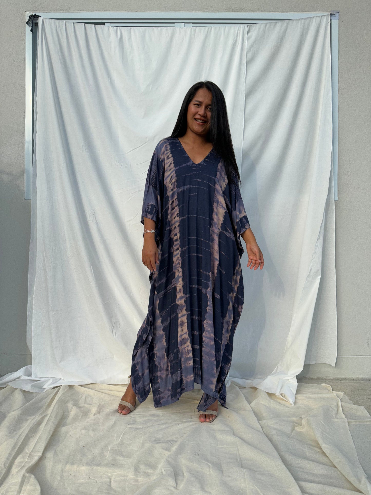 MALA handworks MaLa Kaftan in Dark Blue and Lavender
