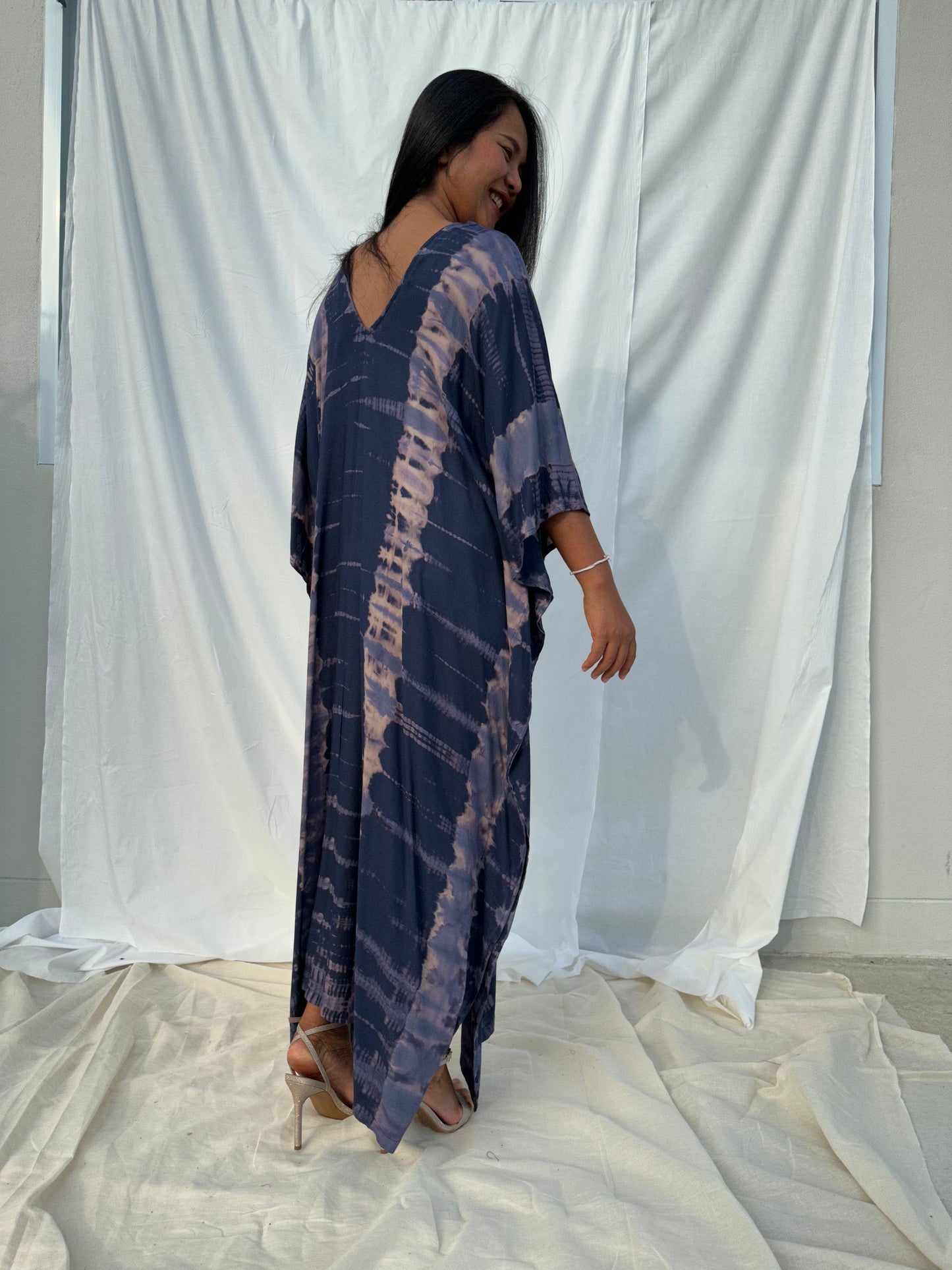 MALA handworks MaLa Kaftan in Dark Blue and Lavender