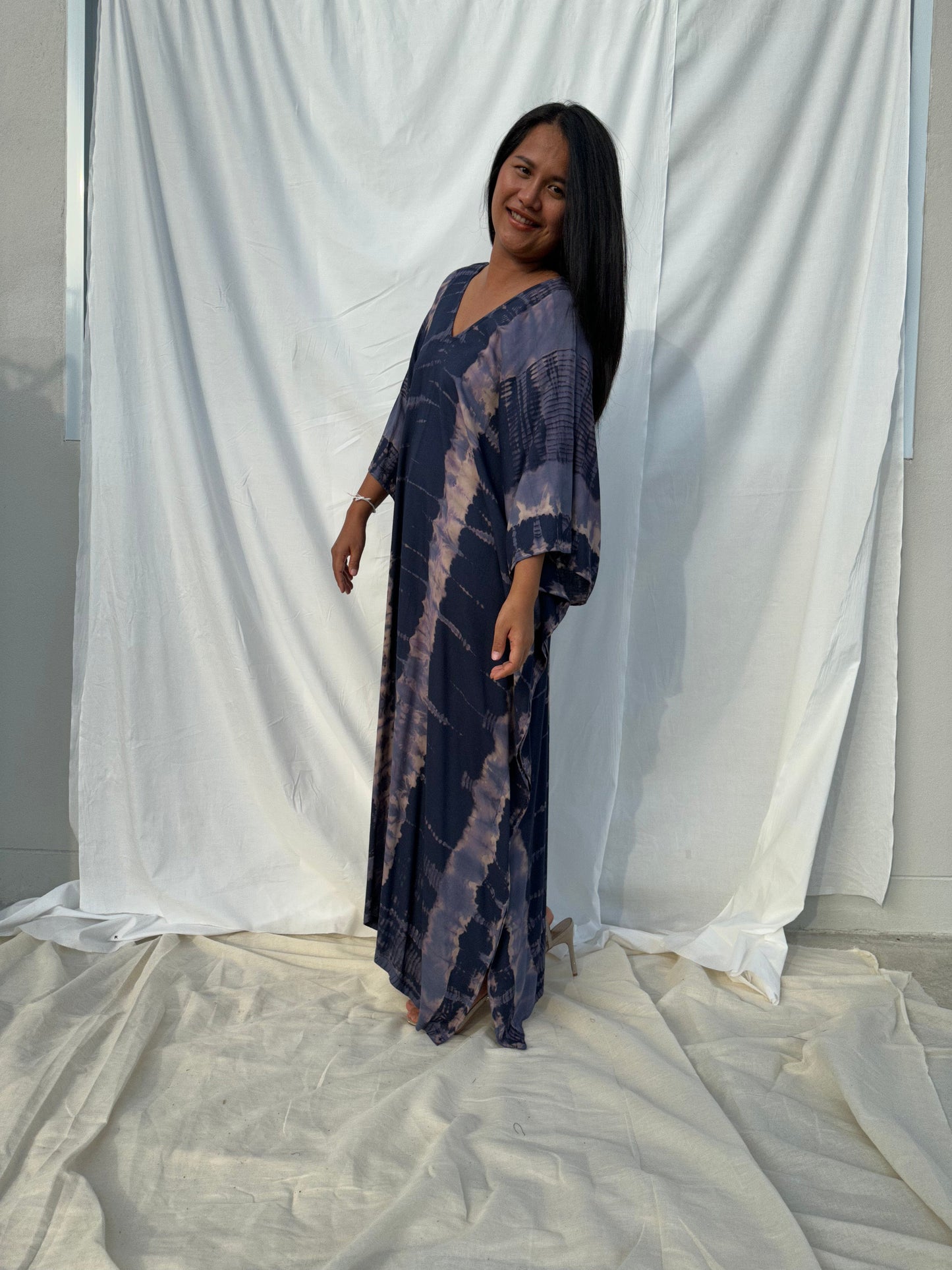 MALA handworks MaLa Kaftan in Dark Blue and Lavender