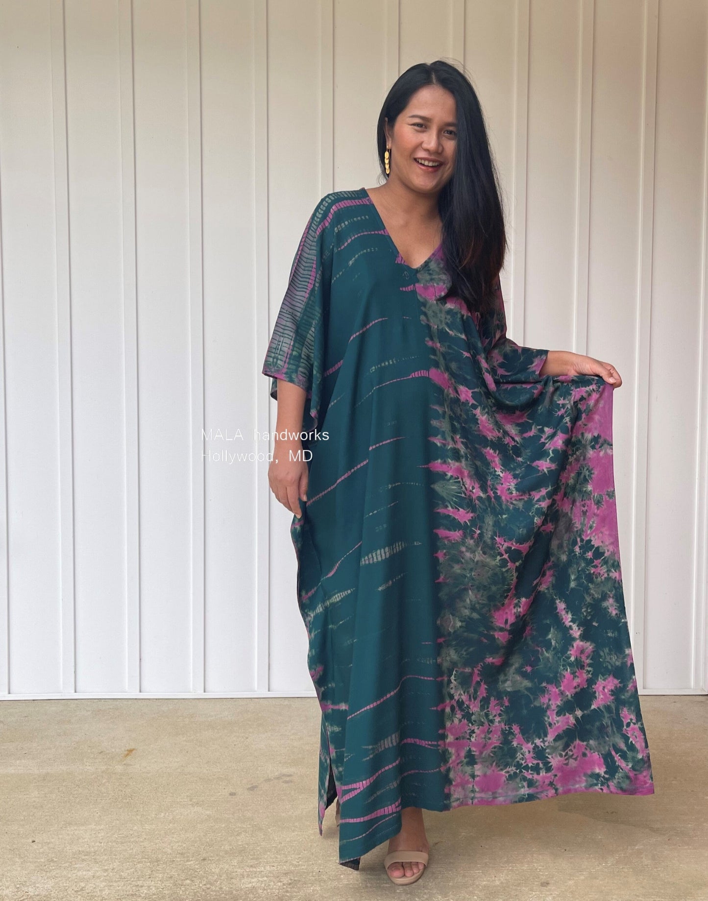 MALA handworks Mala Kaftan in Green and Fuchsia Tie Dye