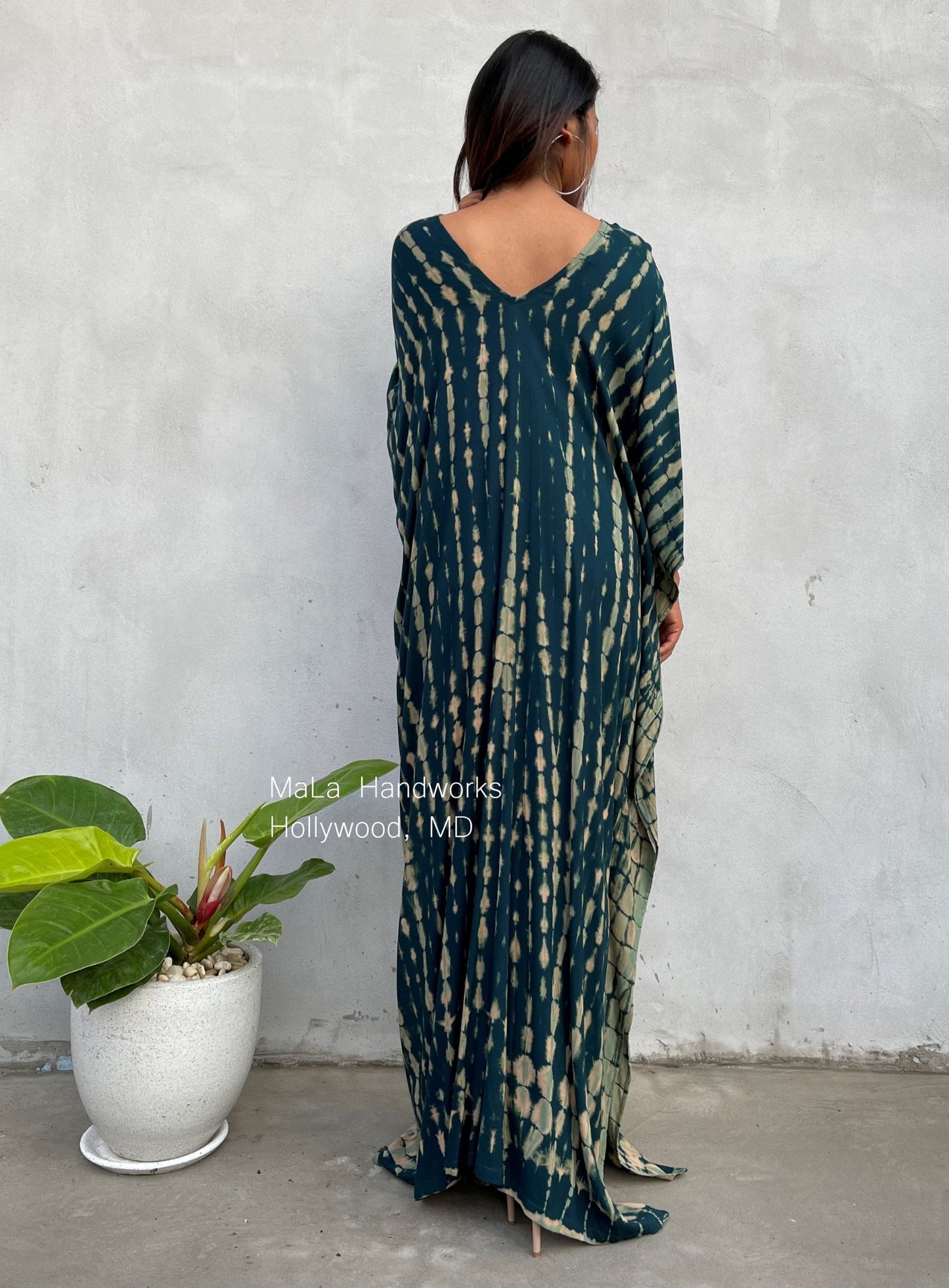 MALA handworks Mala Kaftan in Green Tie Dye