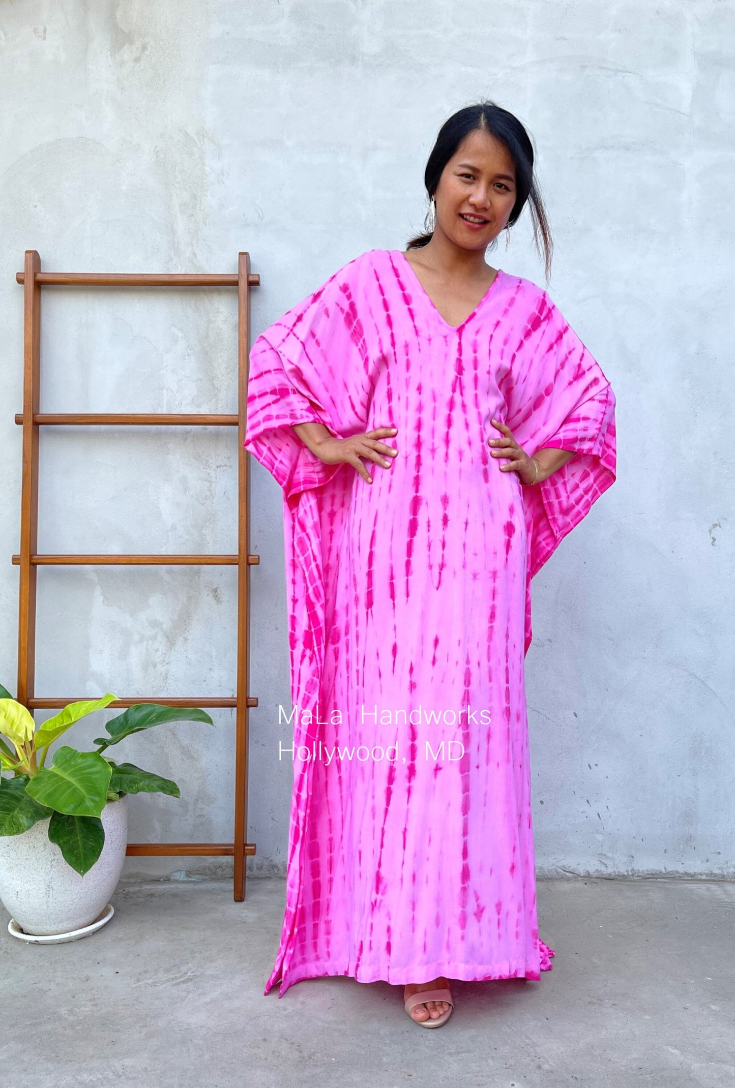 MALA handworks Mala Kaftan in Pink Tie Dye