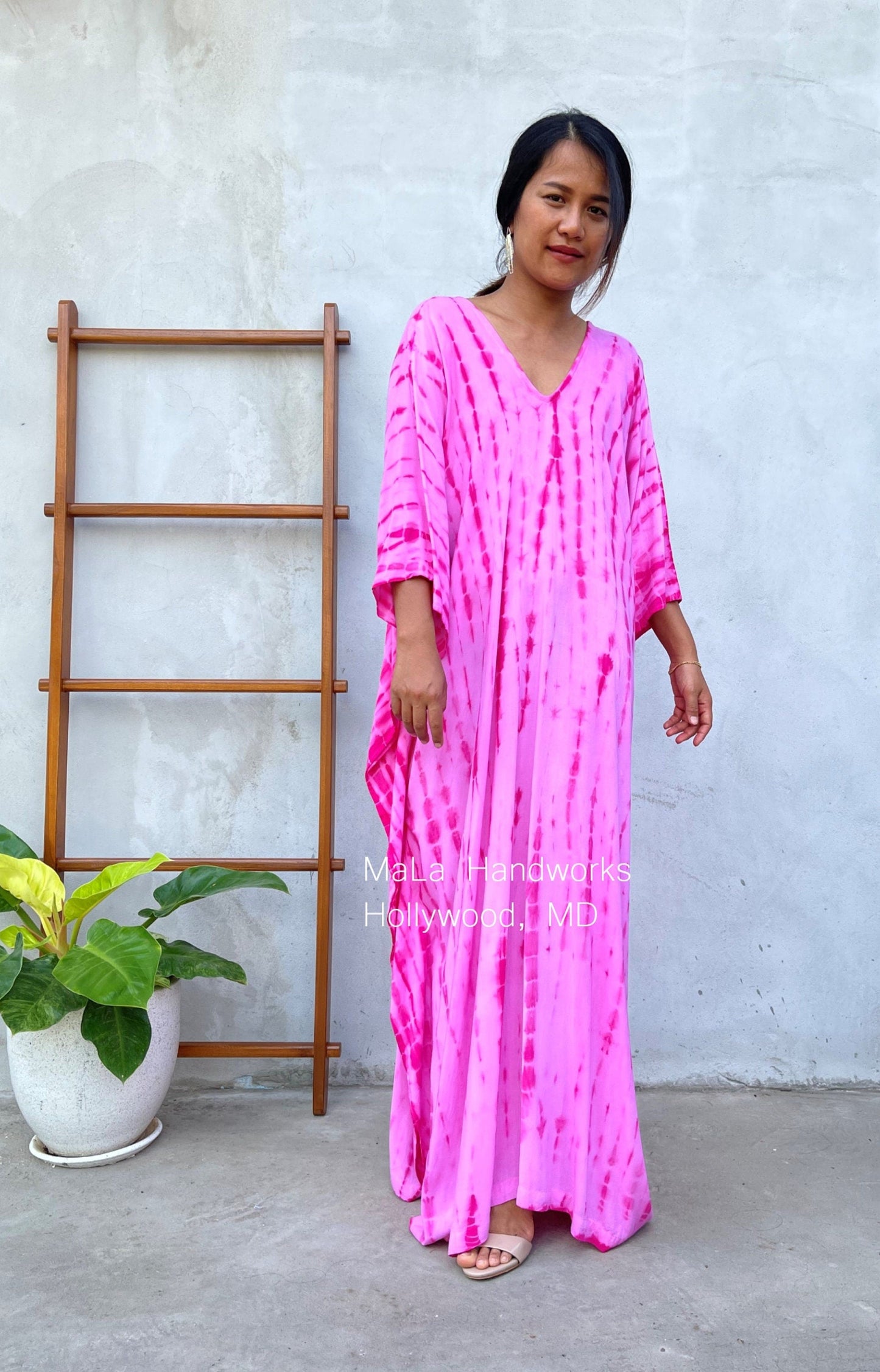 MALA handworks Mala Kaftan in Pink Tie Dye