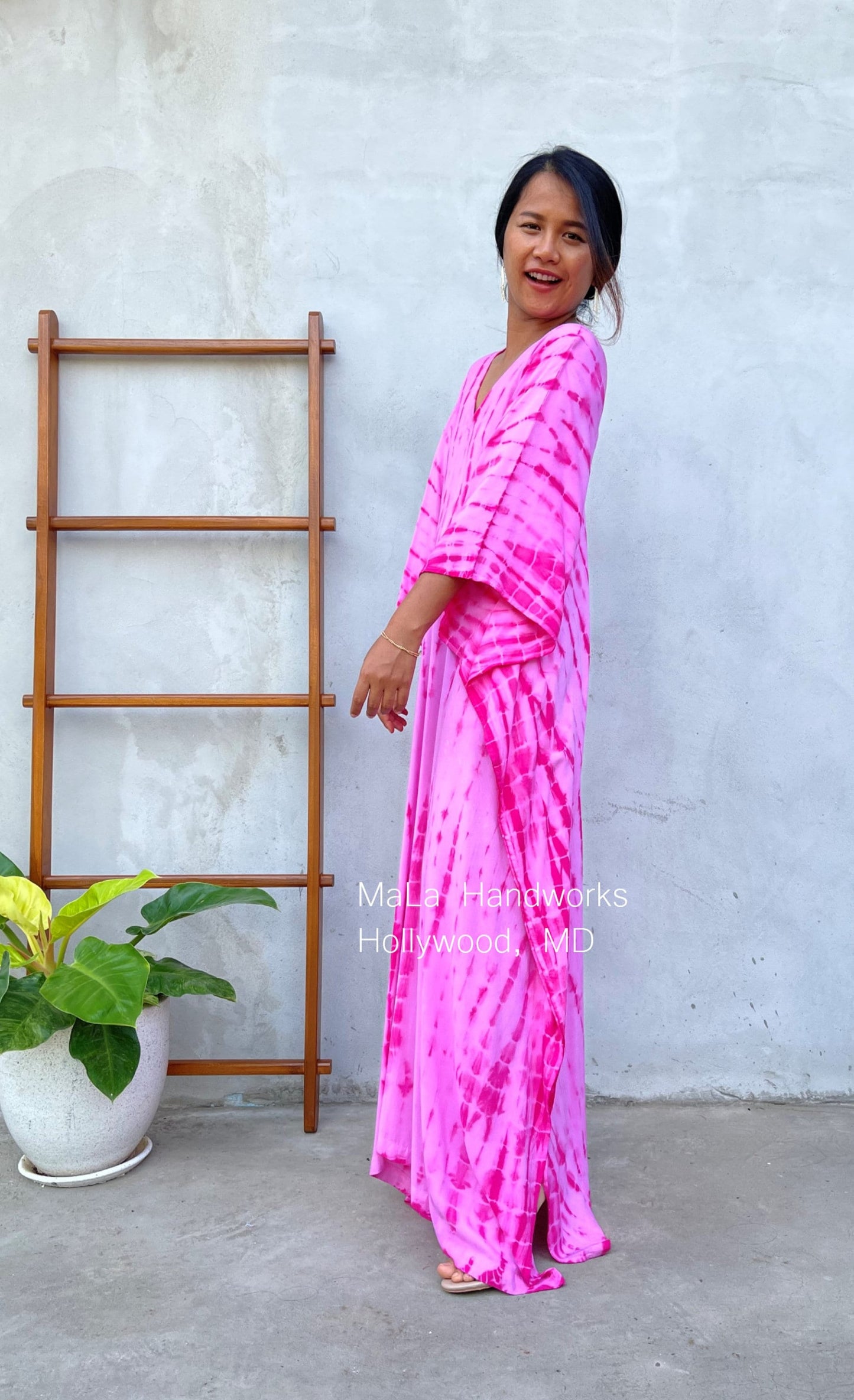 MALA handworks Mala Kaftan in Pink Tie Dye