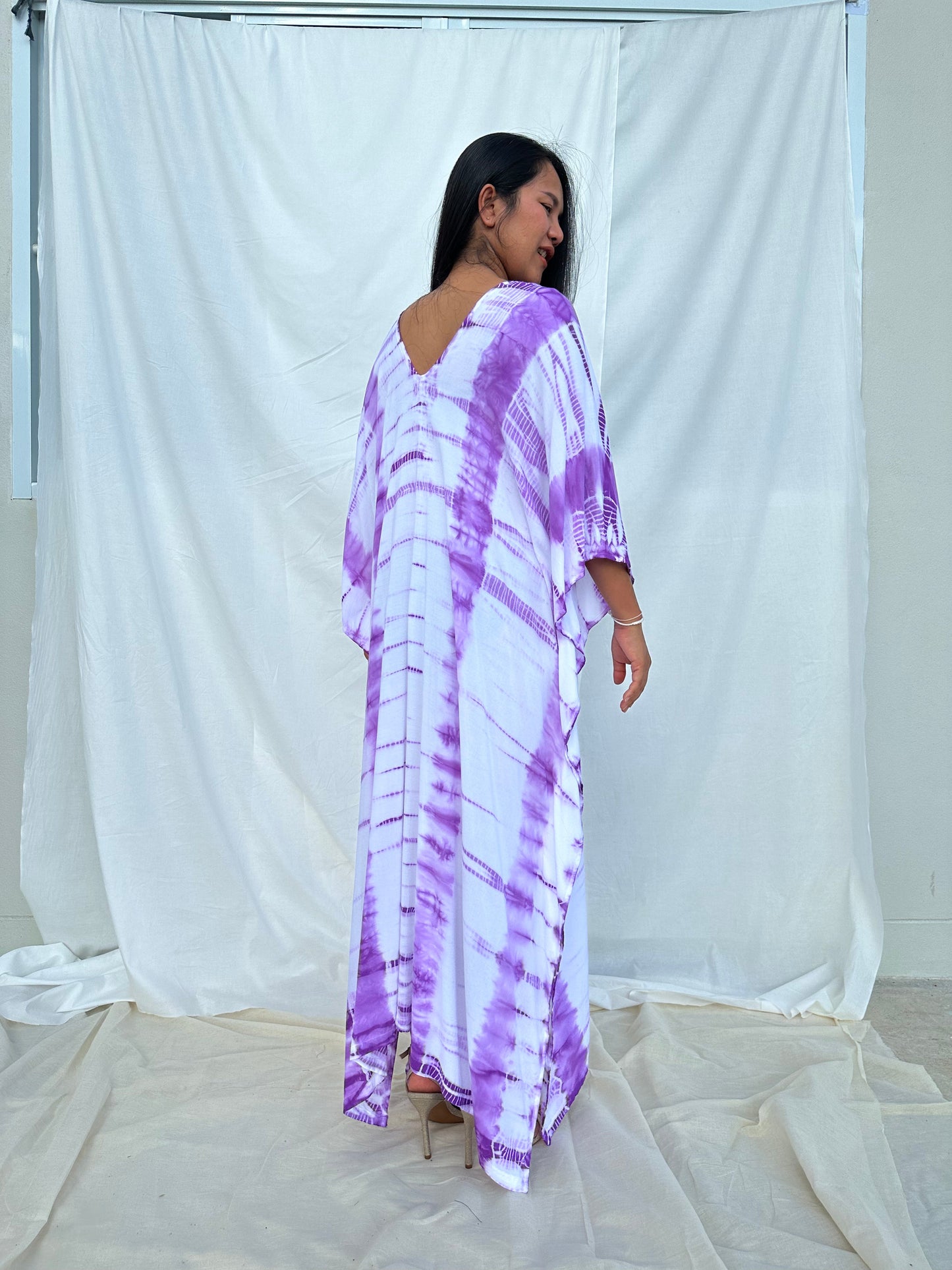 MALA handworks Mala Kaftan in White and Lavender Tie Dye