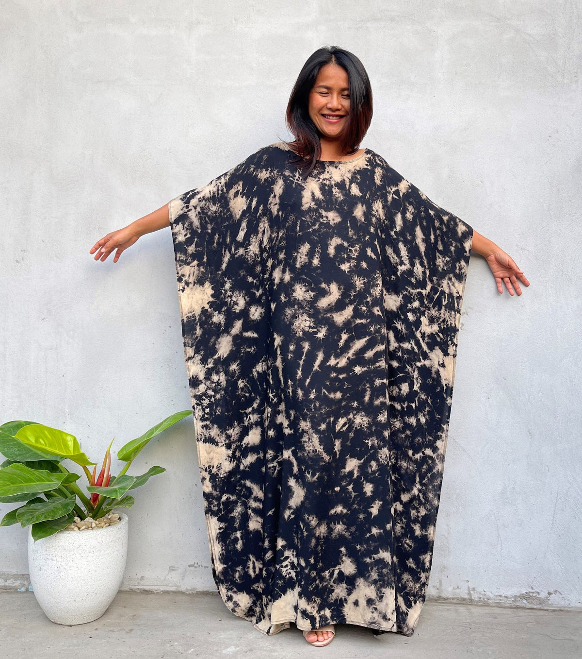 MALA handworks Mia Boat Neck Kaftan in Black Tie Dye