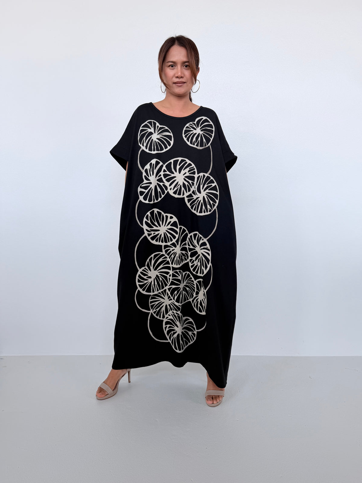 Mala Handworks Alice Jersey Cotton Kaftan in Black with Hand-Painted Lotus Leaves