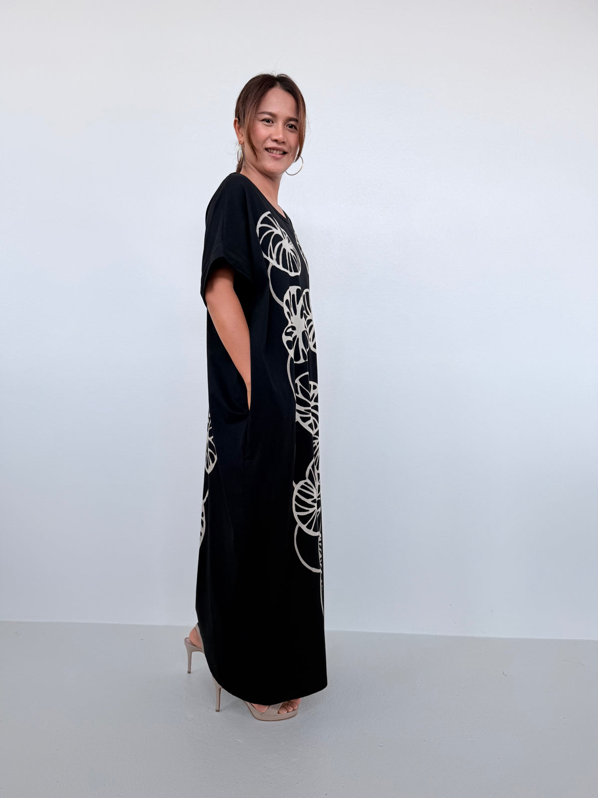 Mala Handworks Alice Jersey Cotton Kaftan in Black with Hand-Painted Lotus Leaves