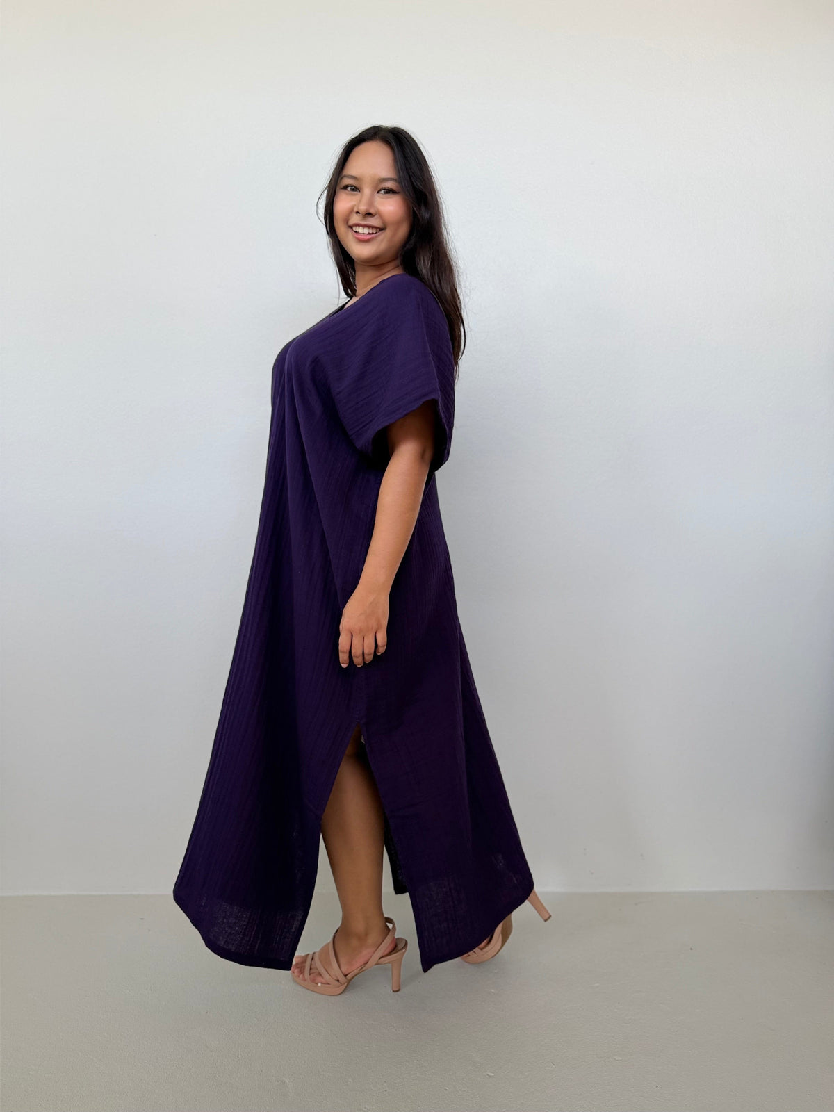 Mala Handworks Gloria Cotton Kaftan in Blackberry